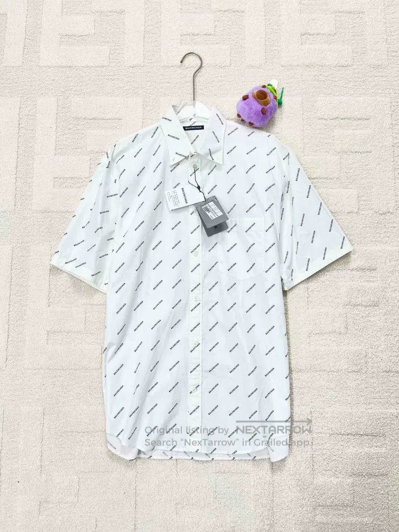 Balenciaga Balenciaga size 37 White short-sleeve shirt with full prin Size US M / EU 48-50 / 2 - 1 Thumbnail