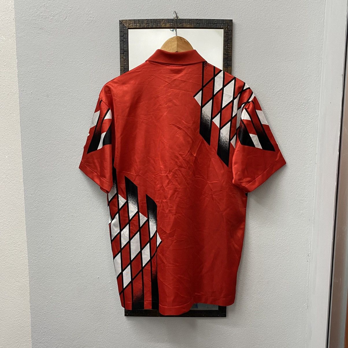 Puma Vintage 94/95 URAWA RED DIAMONDS Home Kit Puma Jersey Size US L / EU 52-54 / 3 - 6 Thumbnail