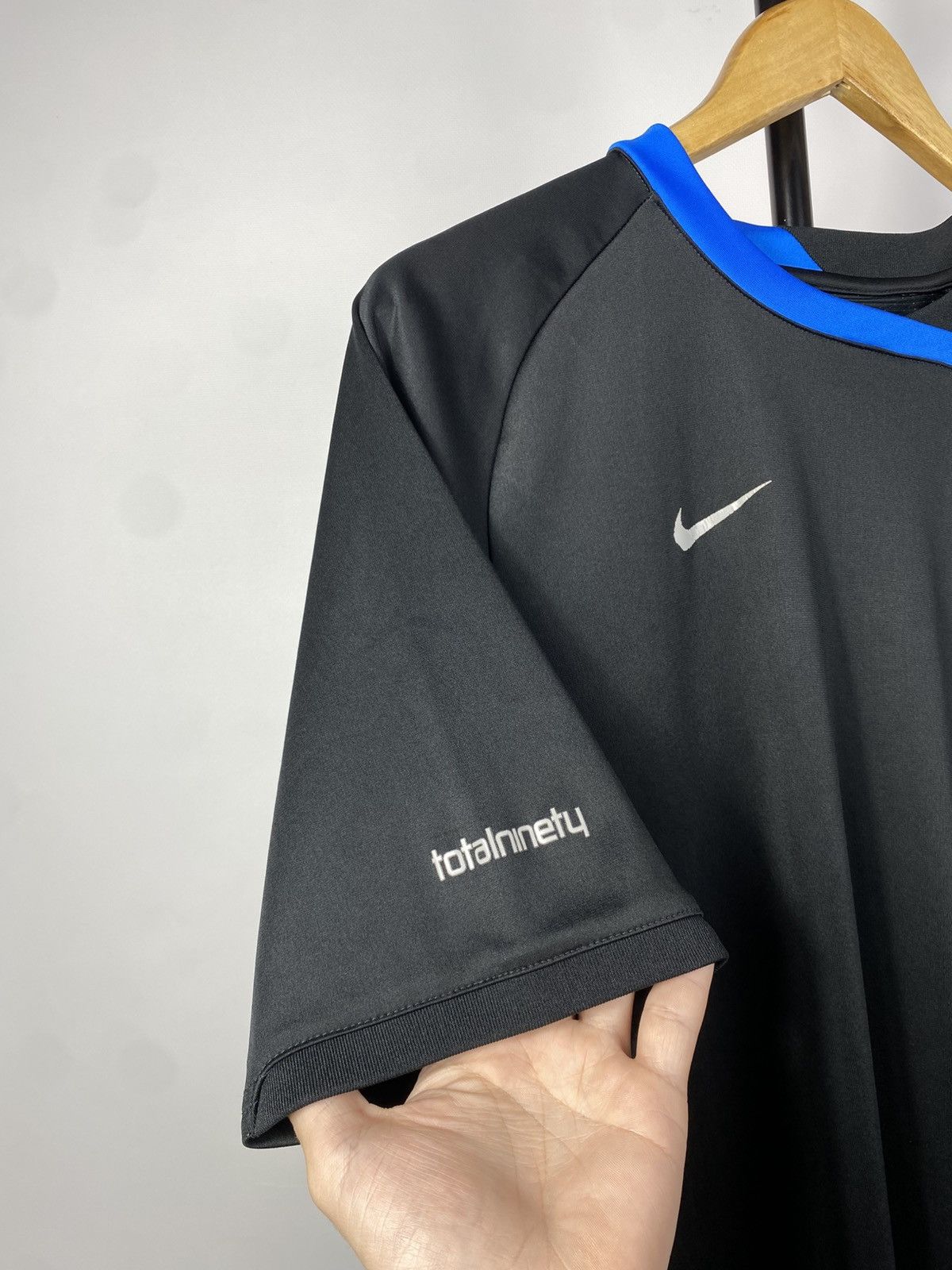 Nike × Vintage Vintage 00s NIKE Total 90 Black Sport Wear Jersey Size US L / EU 52-54 / 3 - 3 Thumbnail