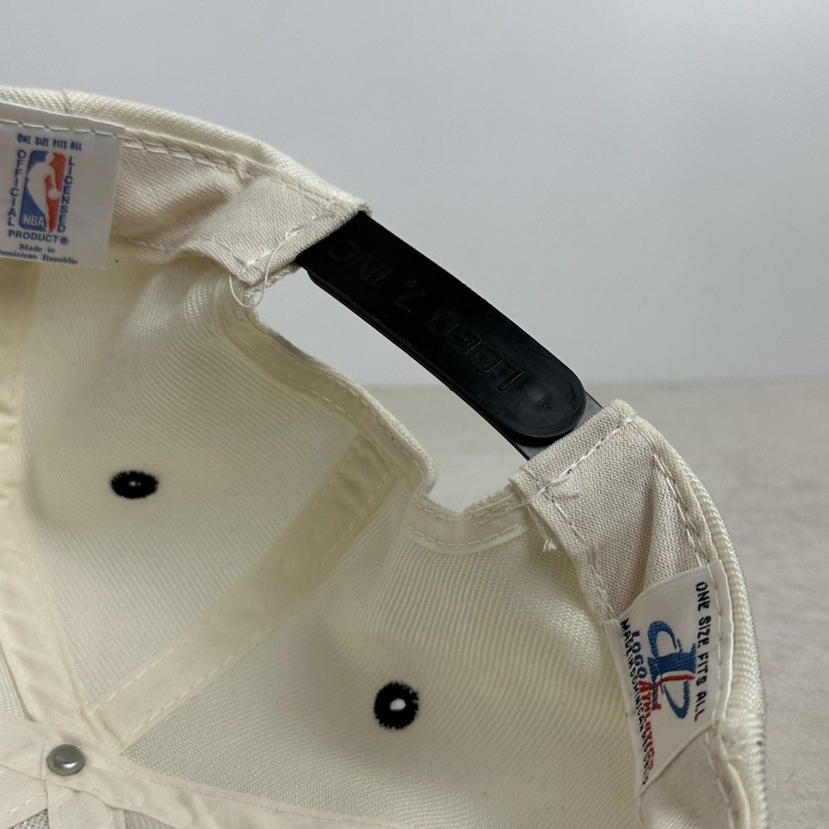 Logo Athletic × NBA × Vintage Vintage 90s Dcut Miami Heat Logo Athletics Hat Size ONE SIZE - 7 Thumbnail