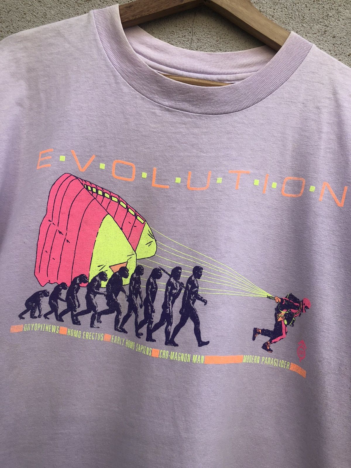 Arts & Science × Vintage Vintage 90s Evolution People Tshirt Size US L / EU 52-54 / 3 - 1 Thumbnail
