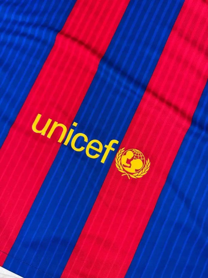 Nike Nike FC Barcelona 2016 2017 Home Shirt Soccer Jersey Size US XL / EU 56 / 4 - 11 Thumbnail