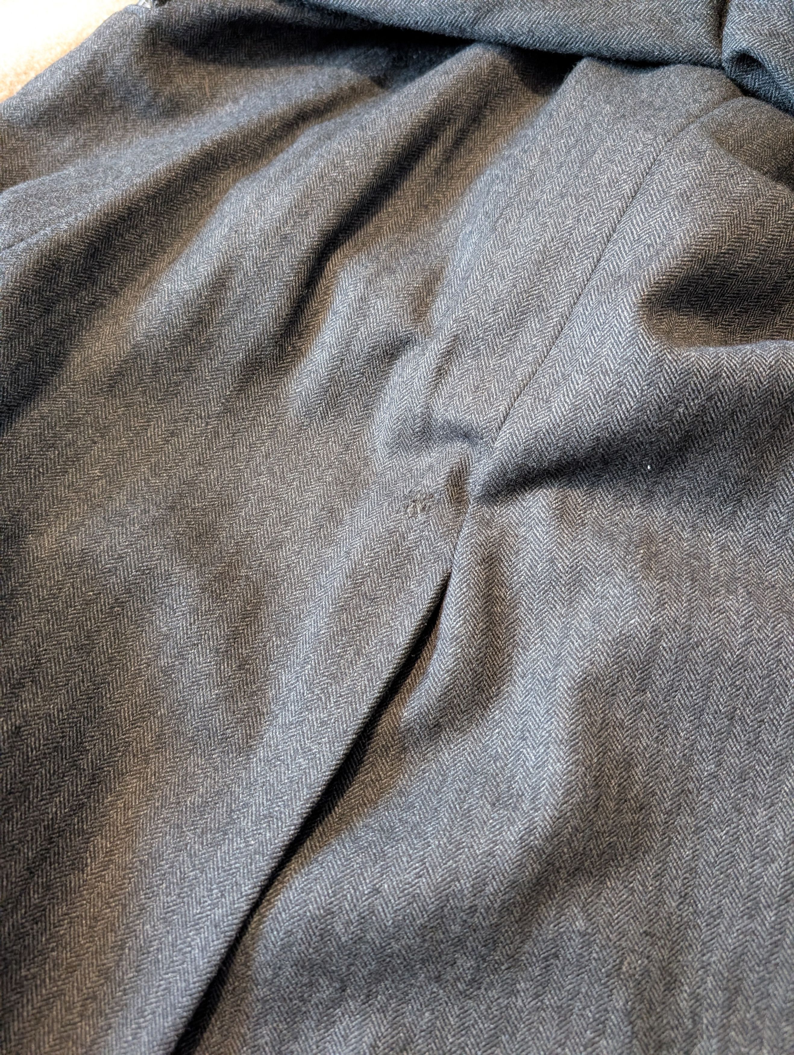 J. Press Charcoal Gray Herringbone Wool Overcoat USA 44 Size US L / EU 52-54 / 3 - 9 Thumbnail
