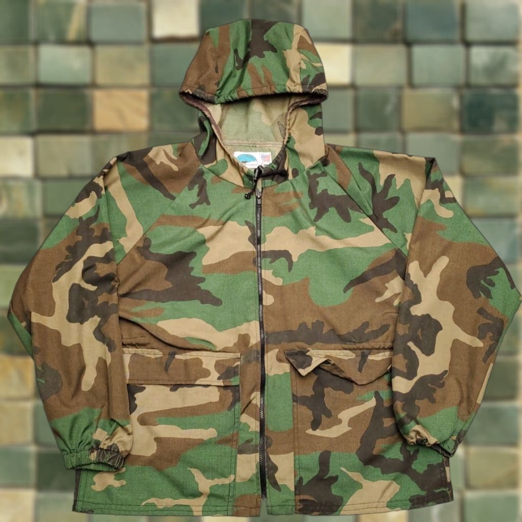 Vintage VINTAGE Gary Neese Jacket Men M Green Camo 80s Hooded Hunting Made in USA Windbreaker Sleeve Long Zip Mens Size US M / EU 48-50 / 2 - 1 Thumbnail
