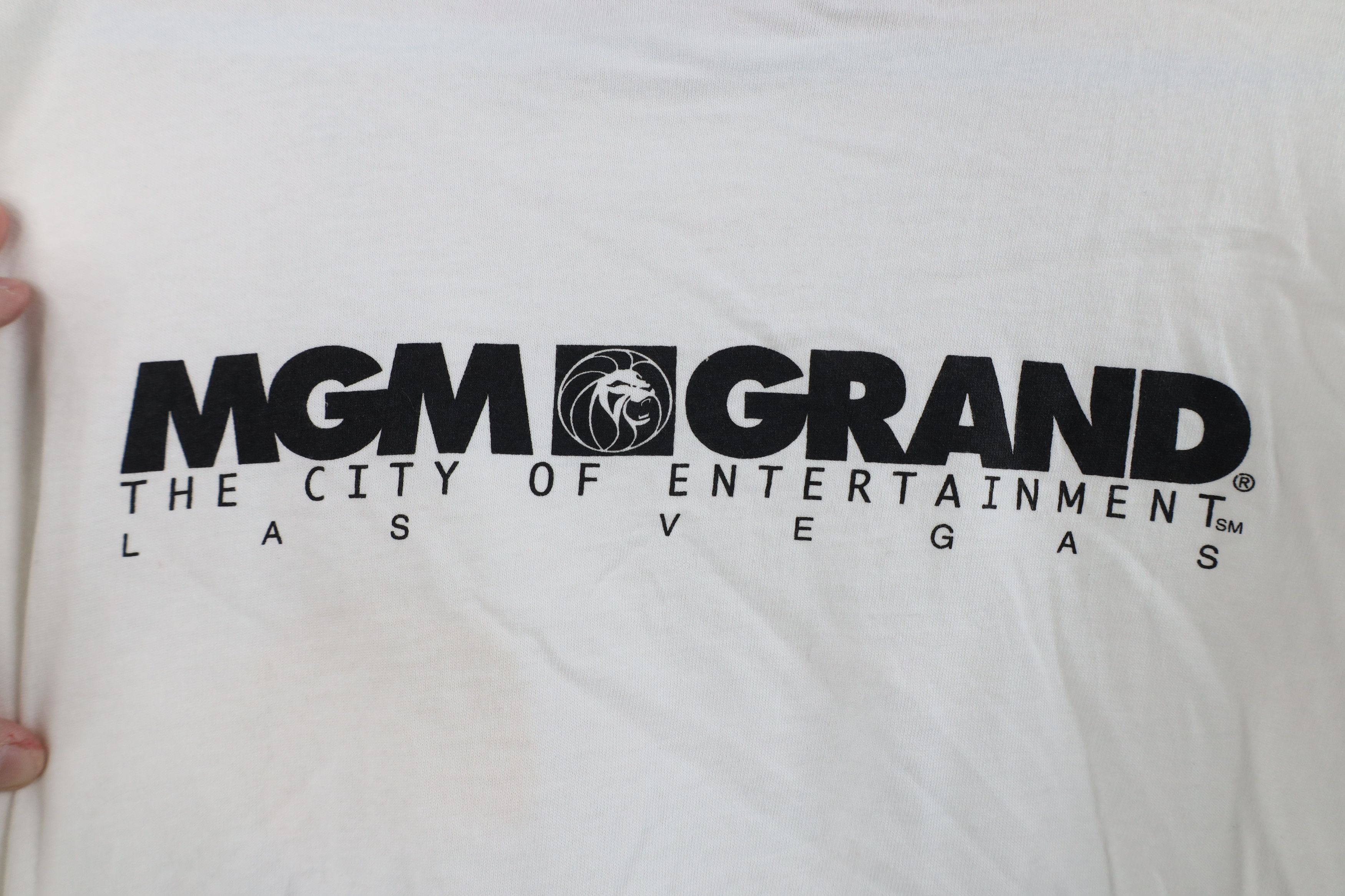 Vintage Vintage 90s EFX MGM Grand Las Vegas Show T-Shirt White Size US XL / EU 56 / 4 - 10 Thumbnail
