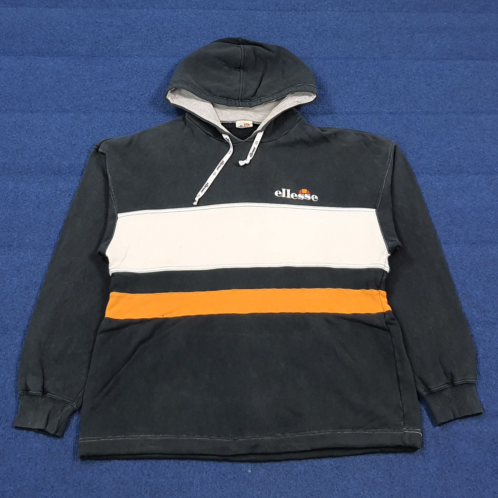 Ellesse Vintage Ellesse Hoodie Sweatshirt C304N20 Size US M / EU 48-50 / 2 - 1 Thumbnail
