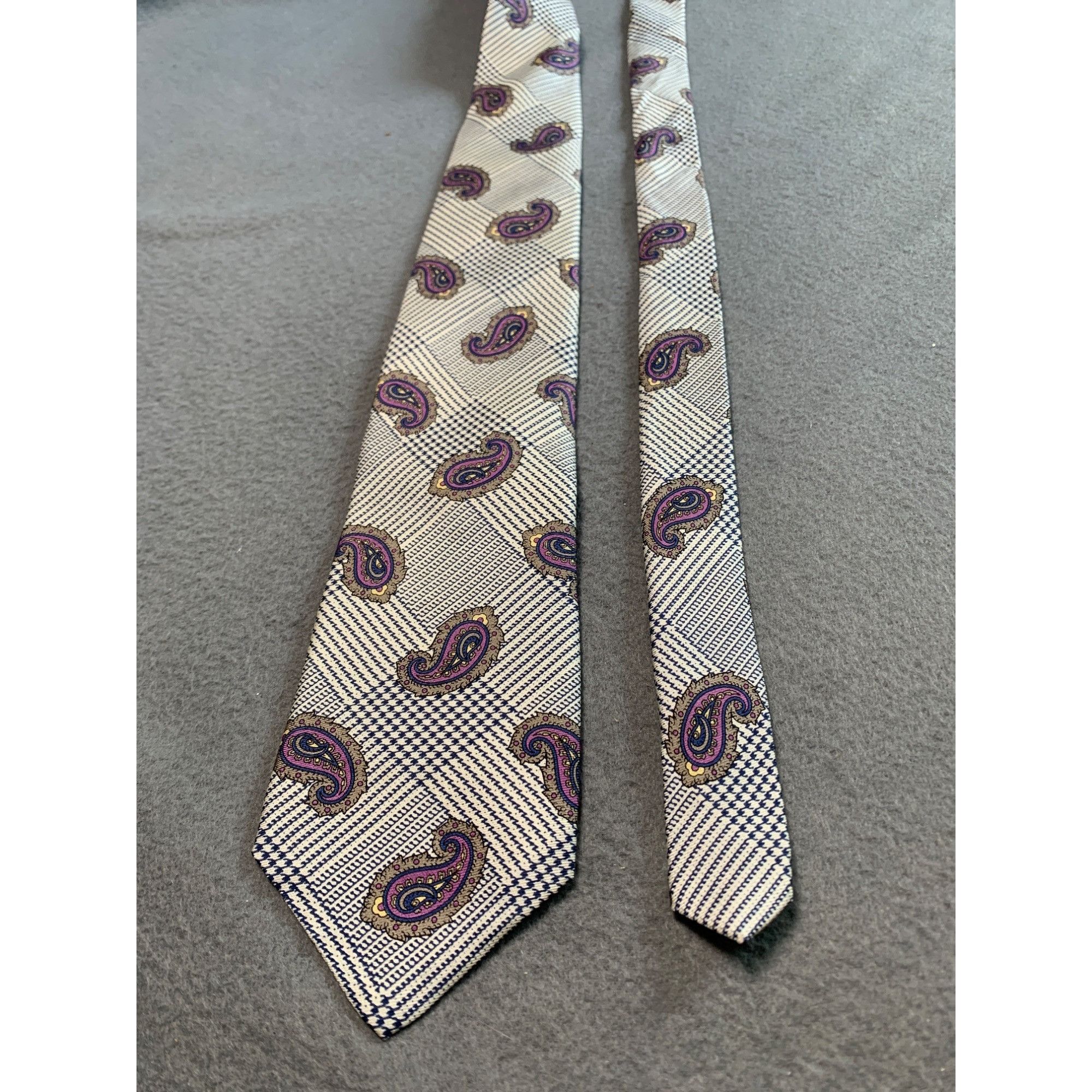 Other Mens Wimbledon Racquet Club Paisley Silk Necktie Tie Size ONE SIZE - 5 Thumbnail