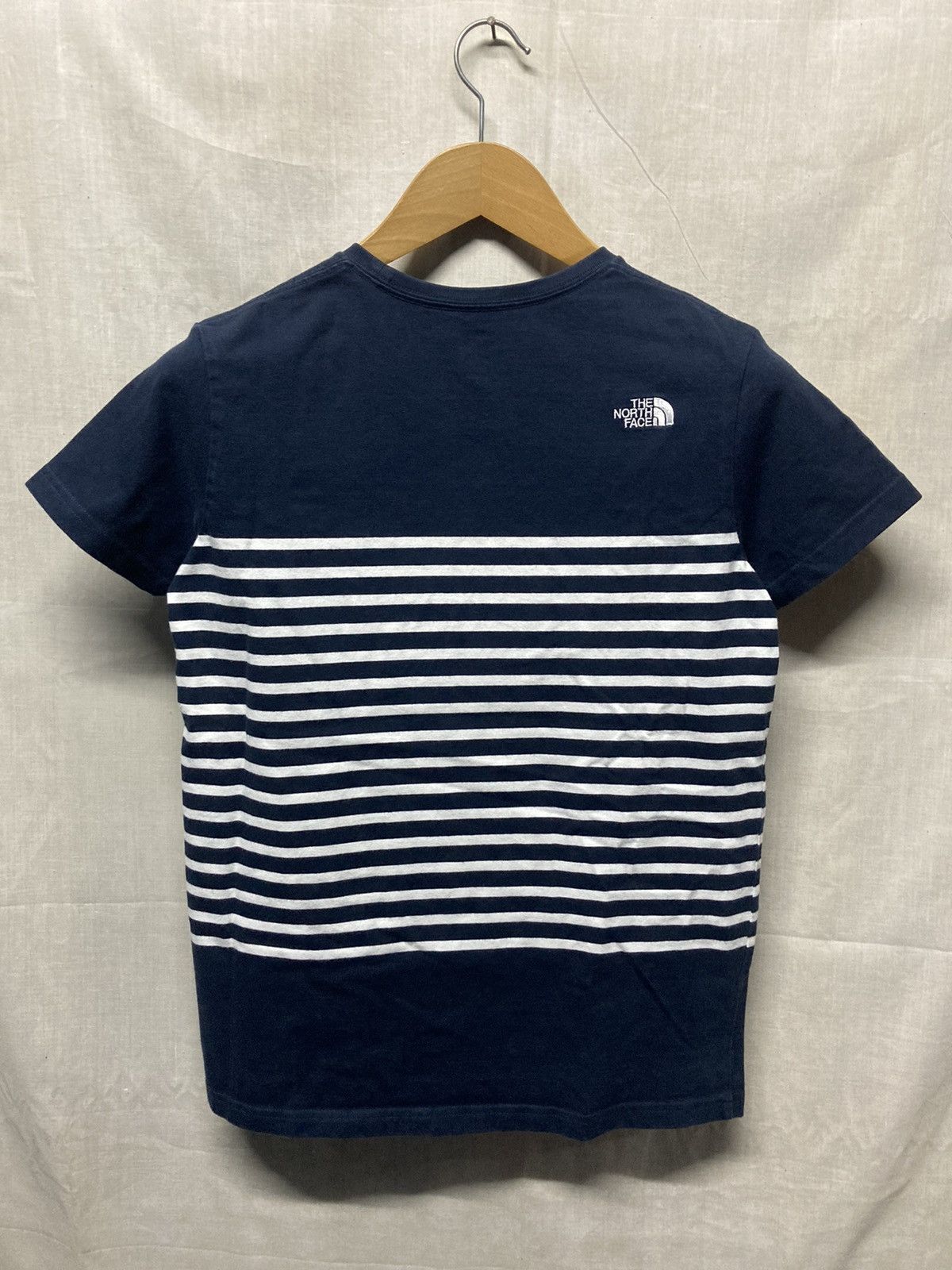 The North Face The North Face Navy Striped Tee Size L / US 10 / IT 46 - 2 Thumbnail