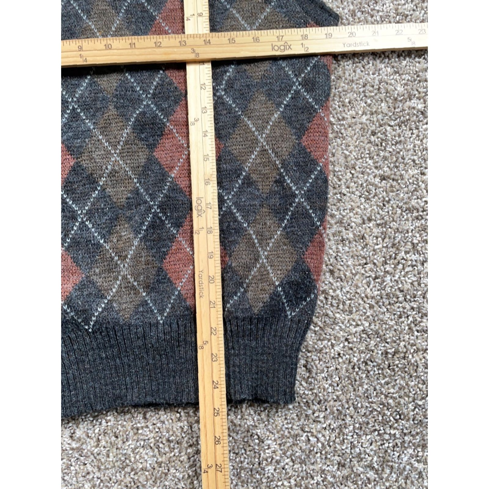 Vintage VTG Peter England Wool Blend Sweater Vest Adult Medium Gray Diamond Argyle Size US M / EU 48-50 / 2 - 7 Thumbnail
