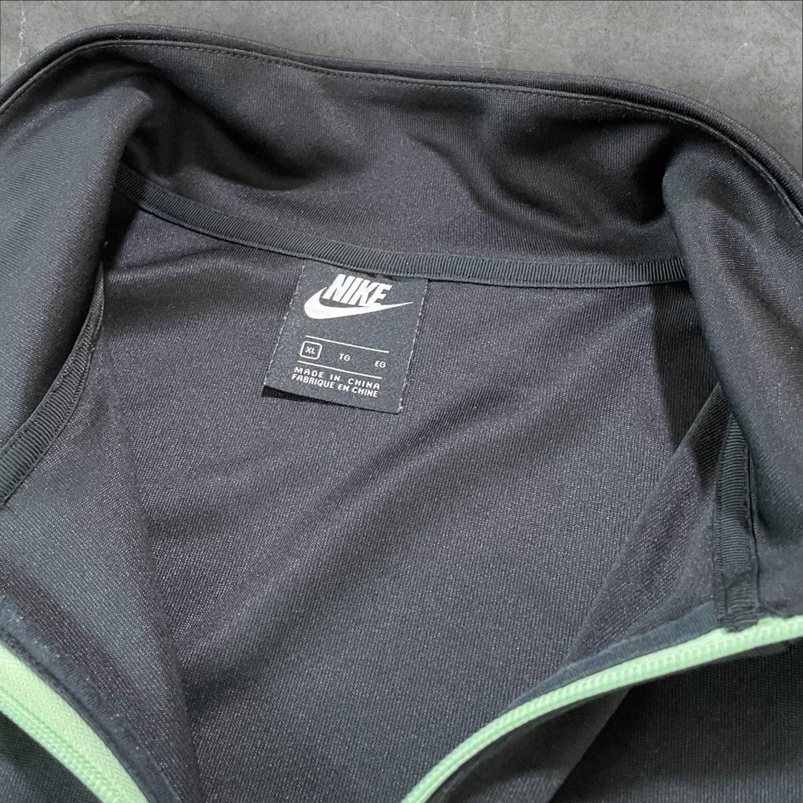 Nike Nike track Suit Zip Jacket purple green black Size US XL / EU 56 / 4 - 2 Thumbnail