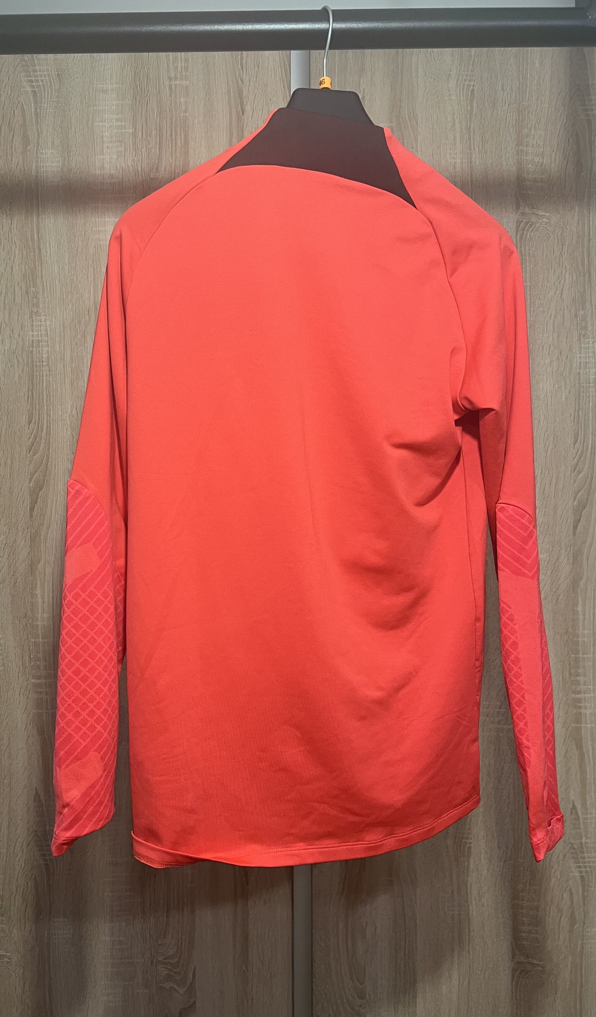 Nike LIVERPOOL 2022 2023 FOOTBALL TOP SOCCER JACKET 1/3 ZIP Size US M / EU 48-50 / 2 - 2 Thumbnail