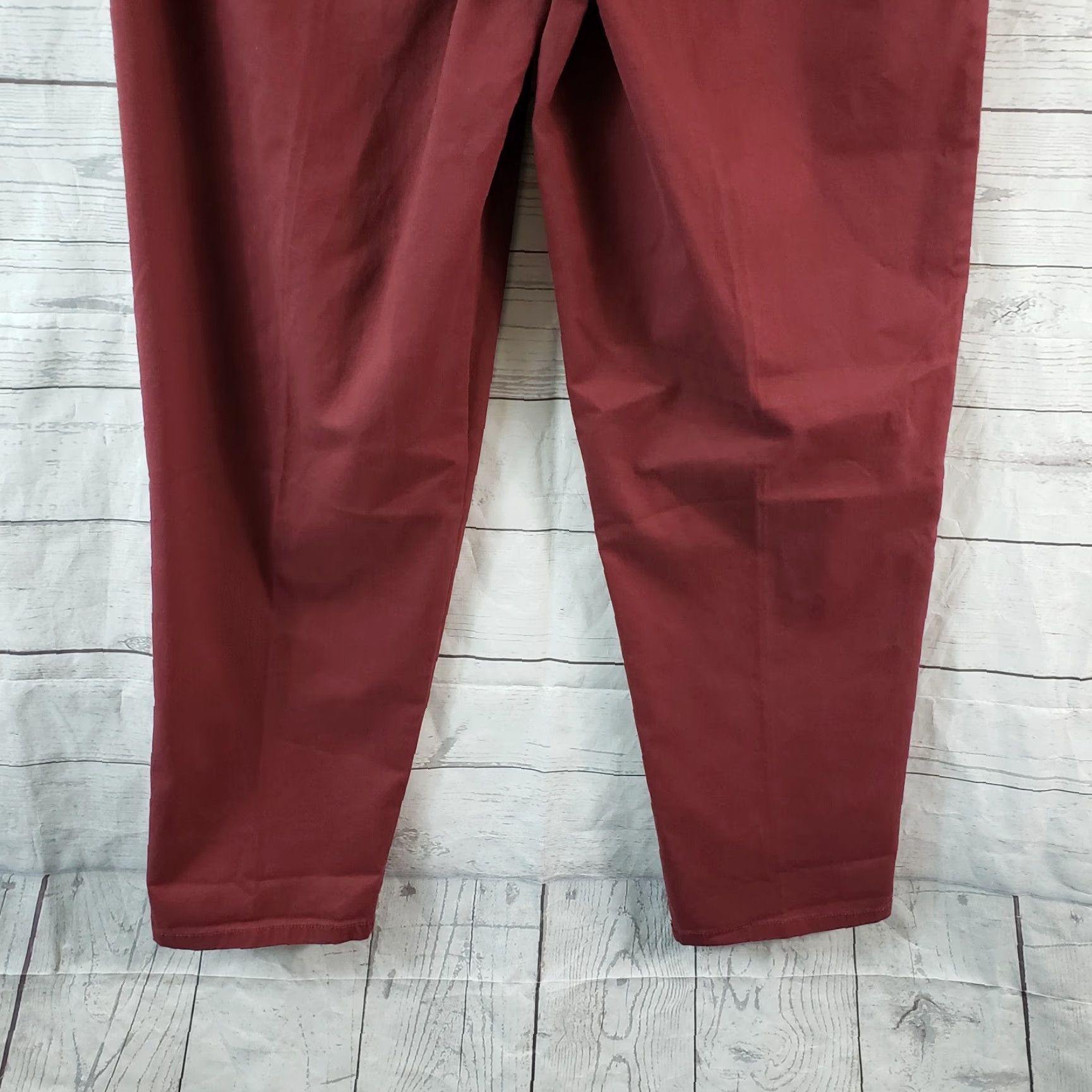Asos ASOS Womens Pants, 6, High Rise Chino, Red, Cotton Blend, Tapered Leg, 28.5 Inseam, Regular, Brick Red, Womens Size 28" / US 6 / IT 42 - 5 Thumbnail