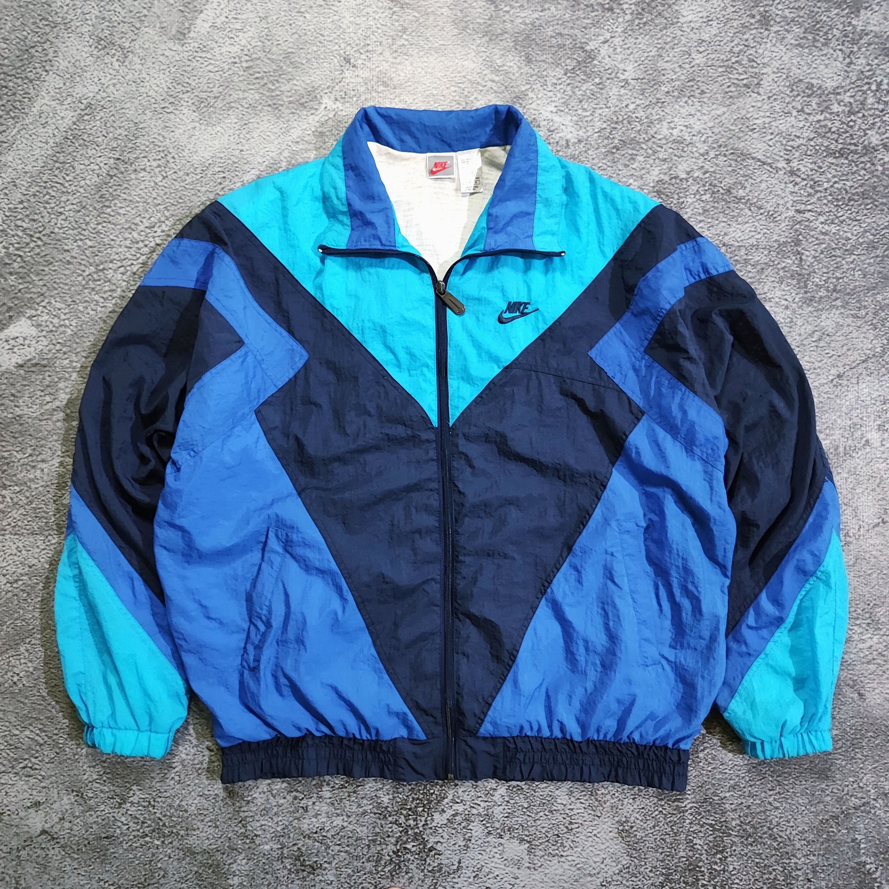 Nike Vintage Nike 80s 90s WindbreakerJacket Size US XL / EU 56 / 4 - 1 Thumbnail