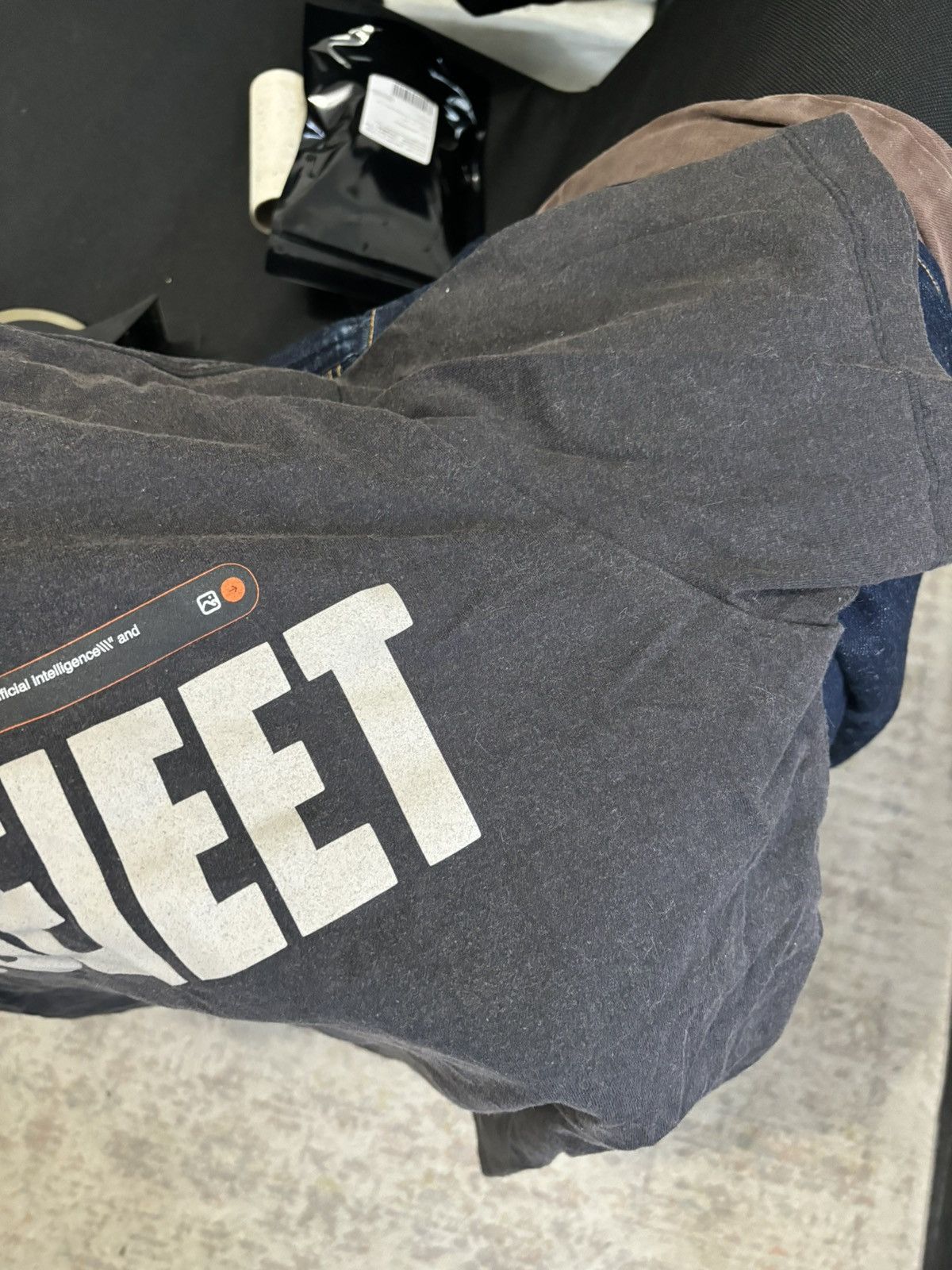 Doublet AI generated T shirt Size US M / EU 48-50 / 2 - 4 Thumbnail