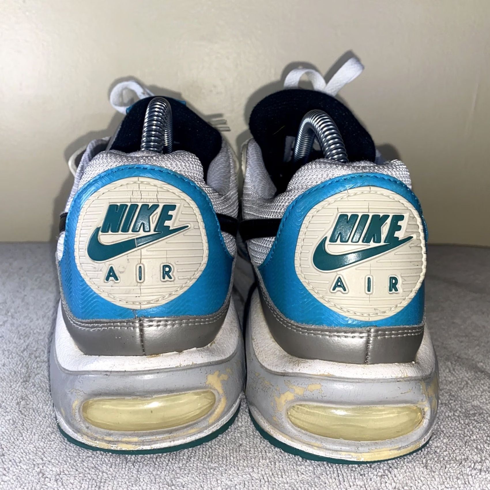 Nike VINTAGE Women Nike Air Max Athletic West 343904-100 Sneaker Womens US 10 White 2011 Size US 10 / IT 40 - 5 Thumbnail