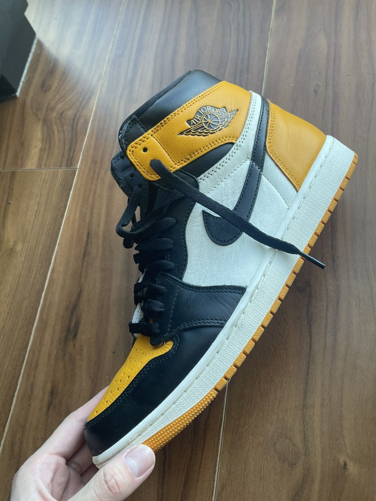 Jordan Brand Jordan 1 Hi OG Taxi Toe Size US 12 Very New Size US 12 / EU 45 - 7 Thumbnail