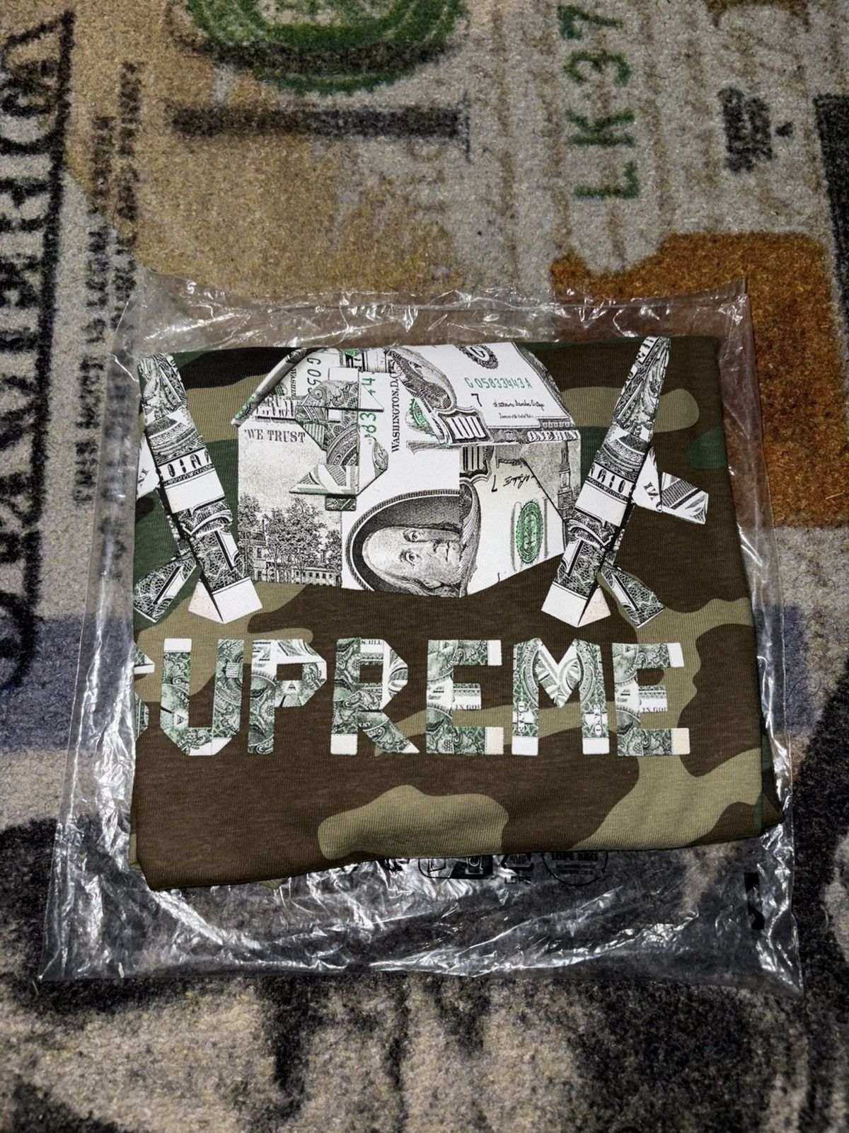 Supreme Supreme Origami Tee Woodland Camo Size US L / EU 52-54 / 3 - 1 Thumbnail