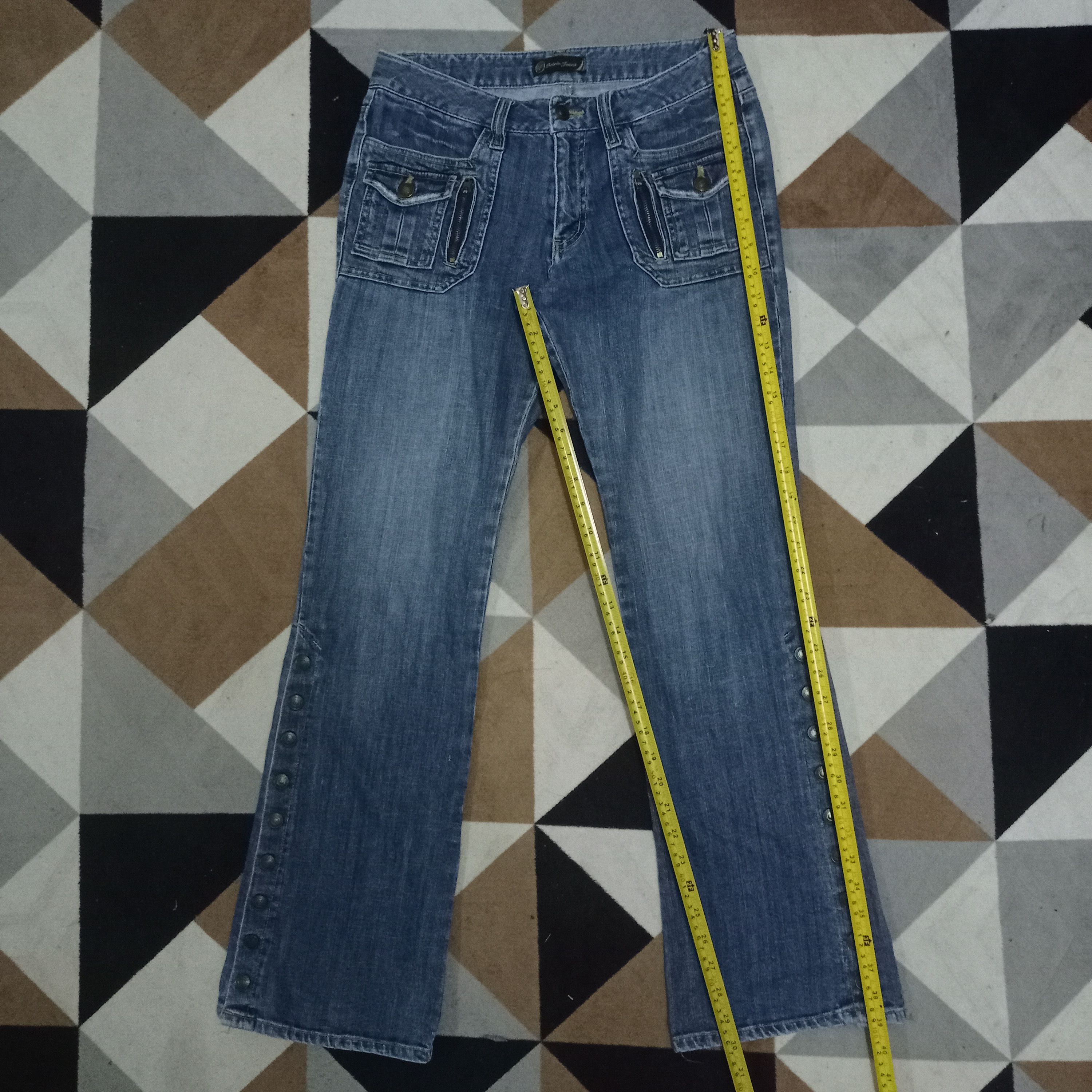 Japanese Brand Vintage Japanese Brand Blue Wash Flare Denim Bush Pants Size US 29 - 9 Thumbnail