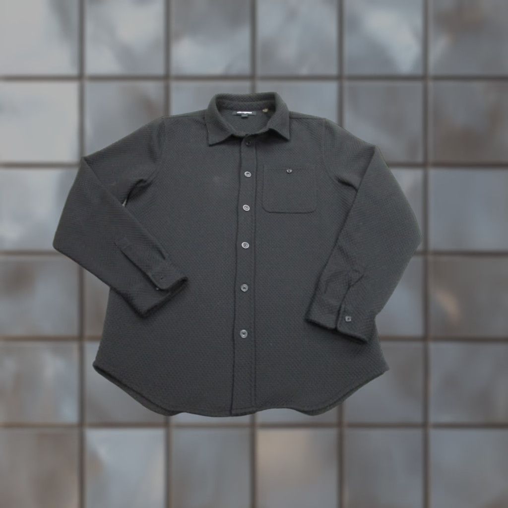 Karl Lagerfeld Karl Lagerfeld Paris Shirt Mens Small Black Textured Knit Button Front Pocket Size US S / EU 44-46 / 1 - 1 Thumbnail