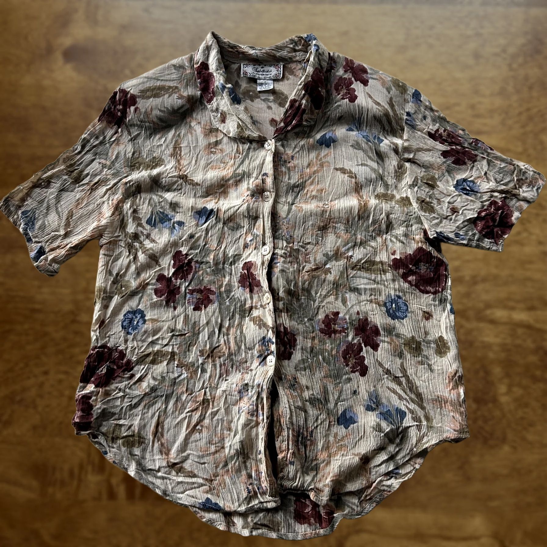 Vintage Vintage 90s Sophisticates Blouse Womens Medium Beige Floral Short Sleeve Top Size M / US 6-8 / IT 42-44 - 1 Thumbnail