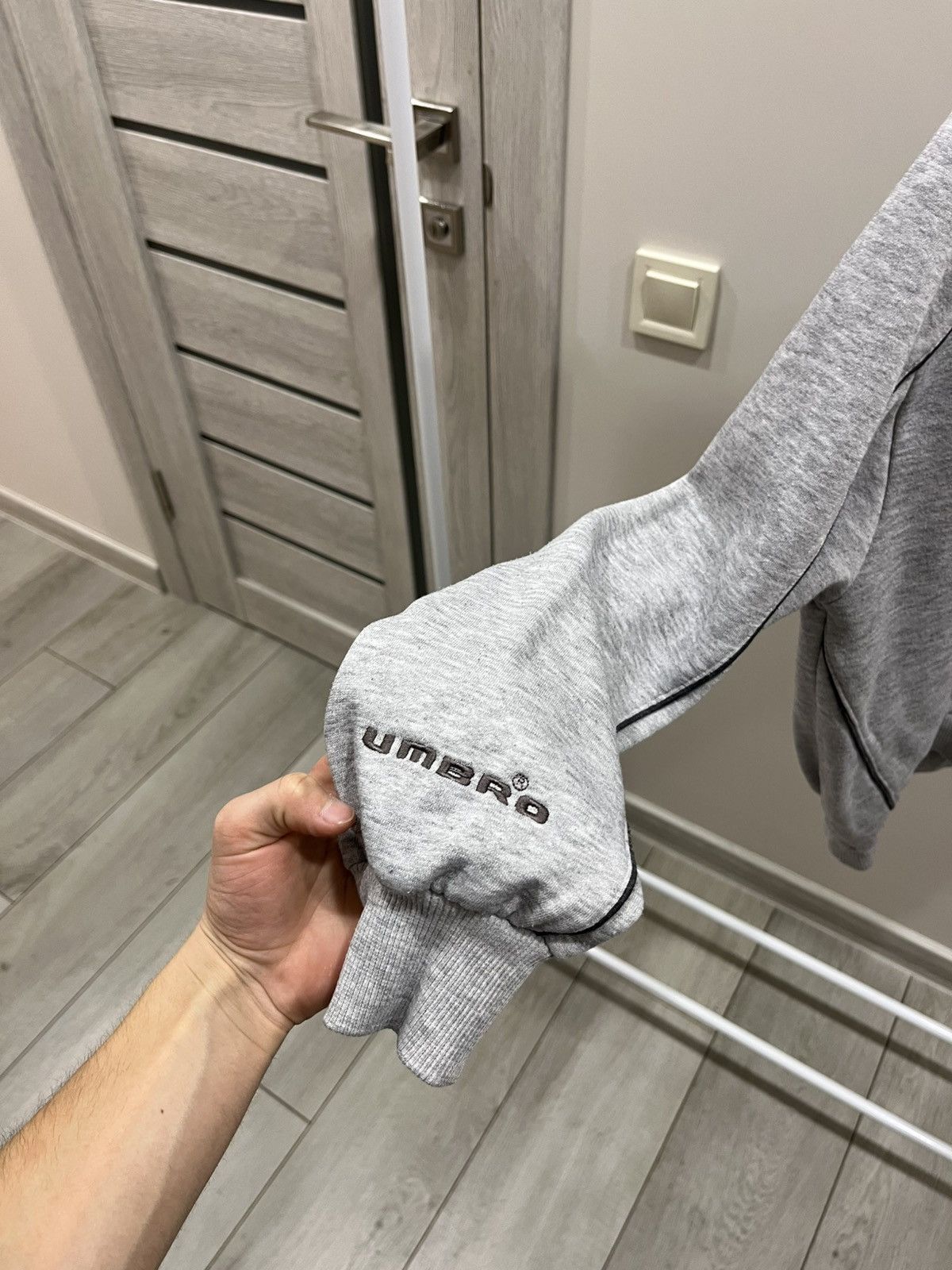 Umbro Vintage Umbro Sweatshirt Small Logo SZ S Streetwear Oversize Size US S / EU 44-46 / 1 - 4 Thumbnail