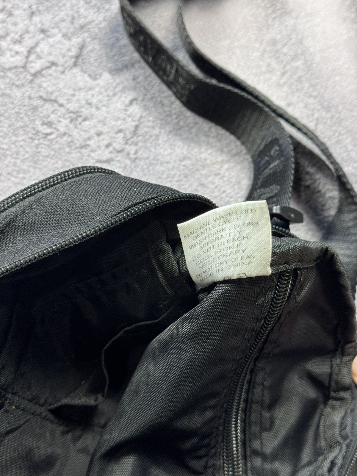 Places + Faces PLACES+FACES Black Shoulder Bag — Great Condition Size ONE SIZE - 5 Thumbnail