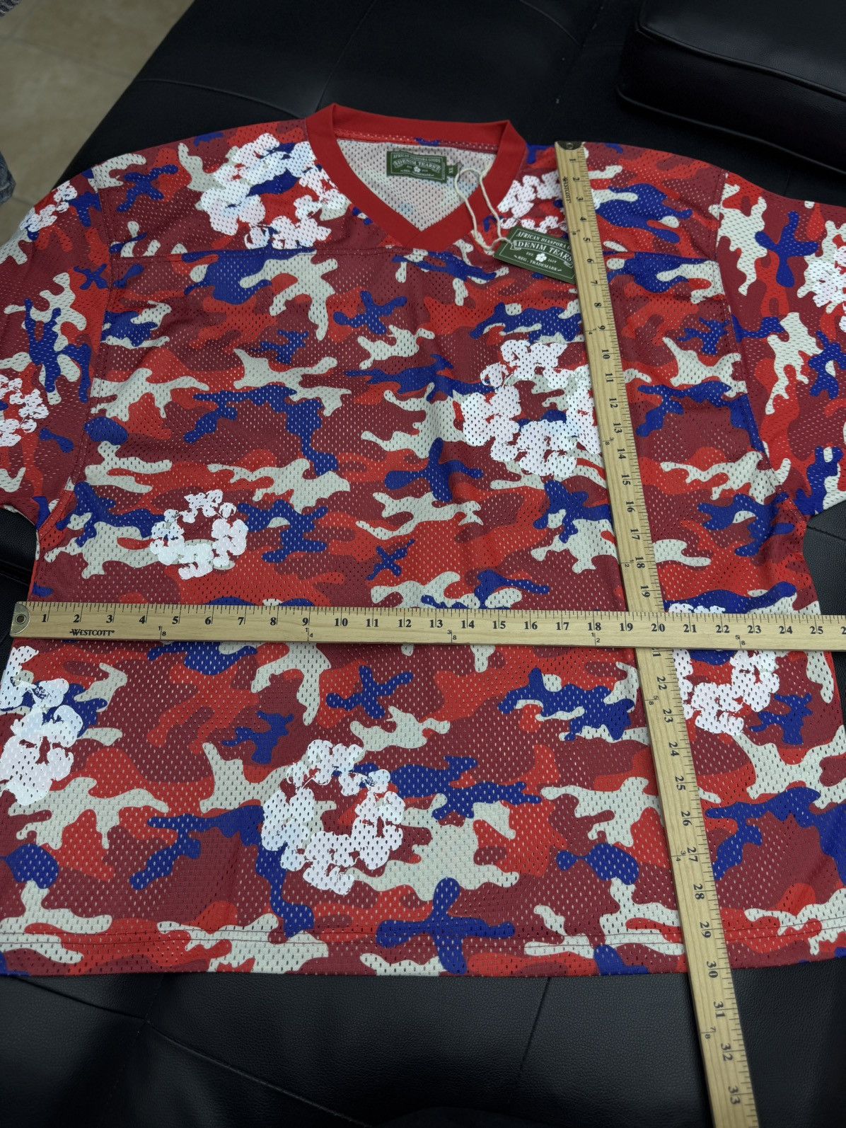 DENIM TEARS Denim Tears Red Camo Cotton Wreath Jersey Size XL (NEW) Size US XL / EU 56 / 4 - 10 Thumbnail