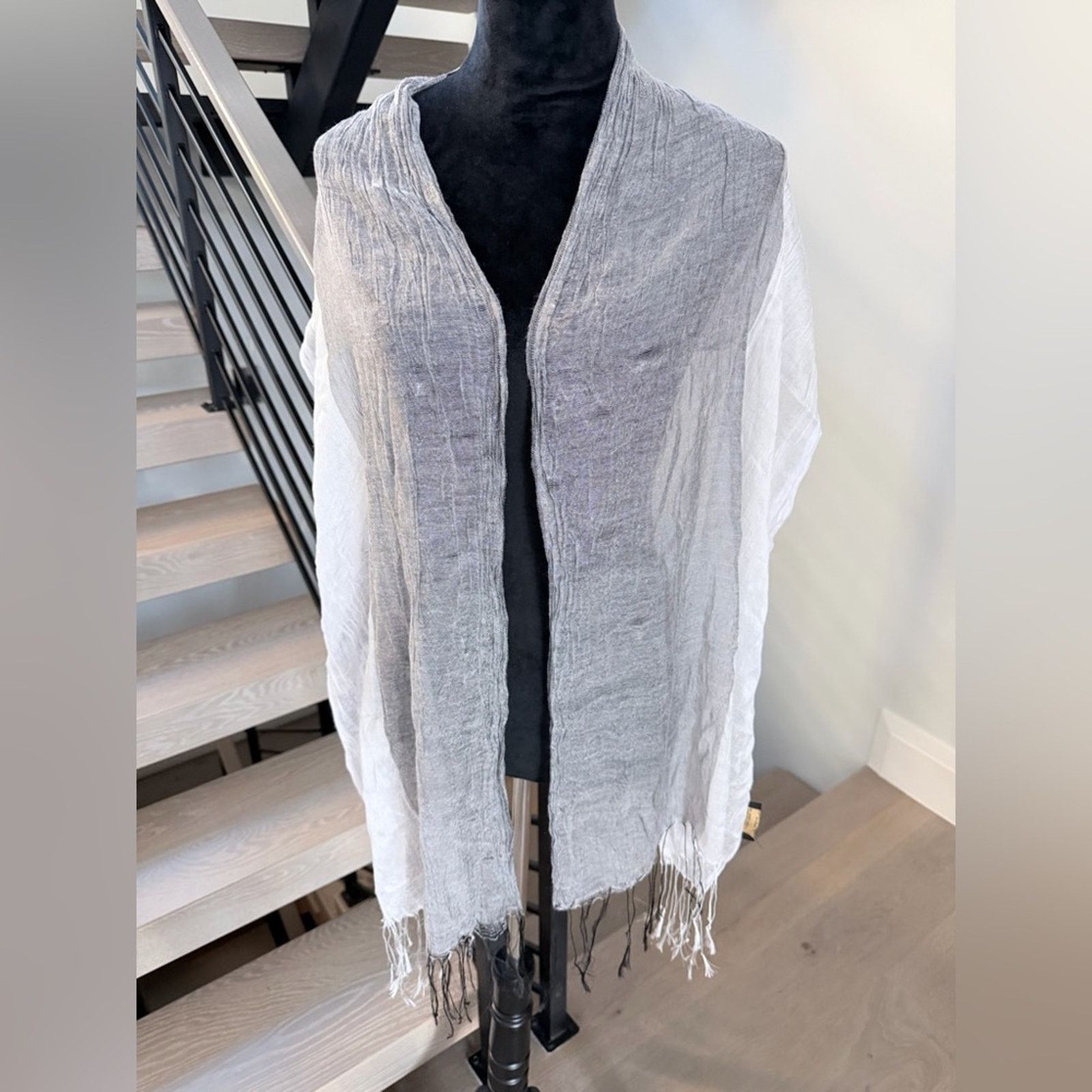 Laundry by Shelli Segal Laundry By Shelli Segal Sheer White Shawl Size ONE SIZE - 4 Thumbnail