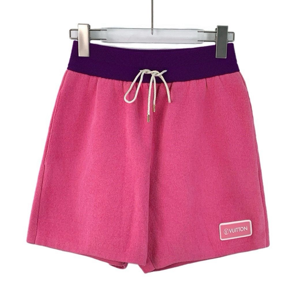 Louis Vuitton Louis Vuitton Pink Logo Embroidered Wool Casual Shorts K26WX Size 27" / US 4 / IT 40 - 1 Thumbnail