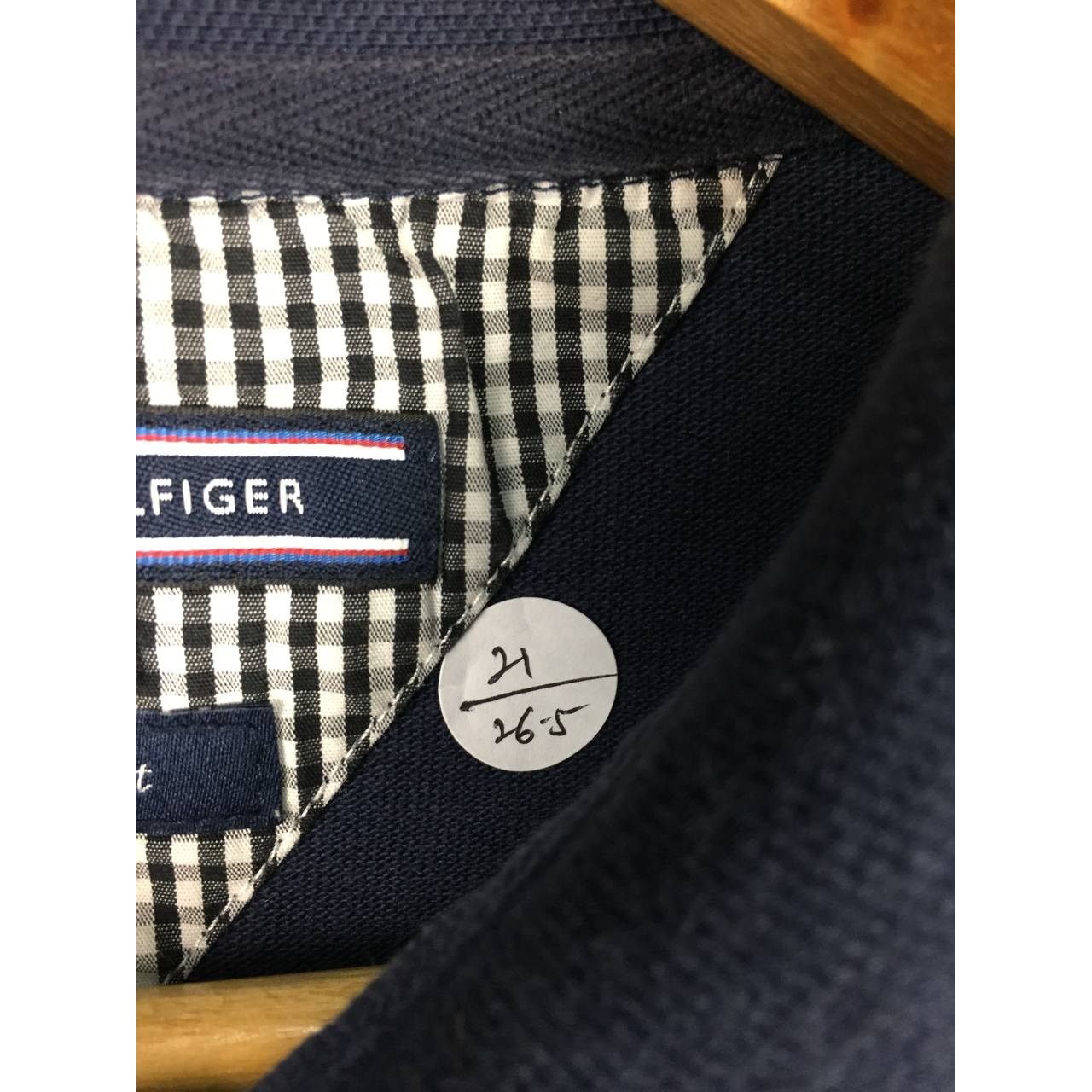 Tommy Hilfiger × Vintage Tommy Hilfiger Grandprix Originals Patched Polo Tee Size US L / EU 52-54 / 3 - 12 Thumbnail