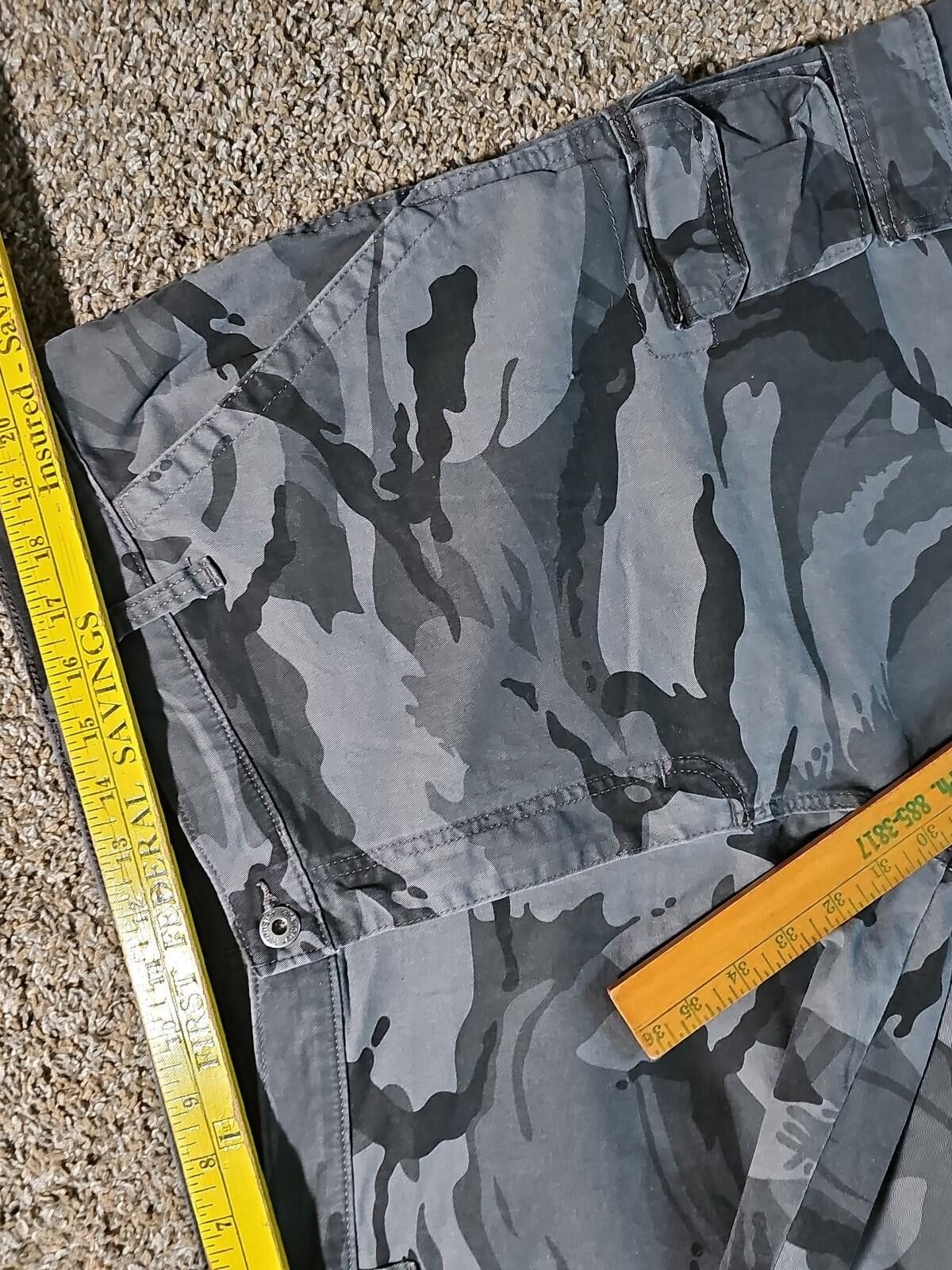 Wrangler Wrangler 42x30 Gray Camo Jeans Size US 42 / EU 58 - 4 Thumbnail