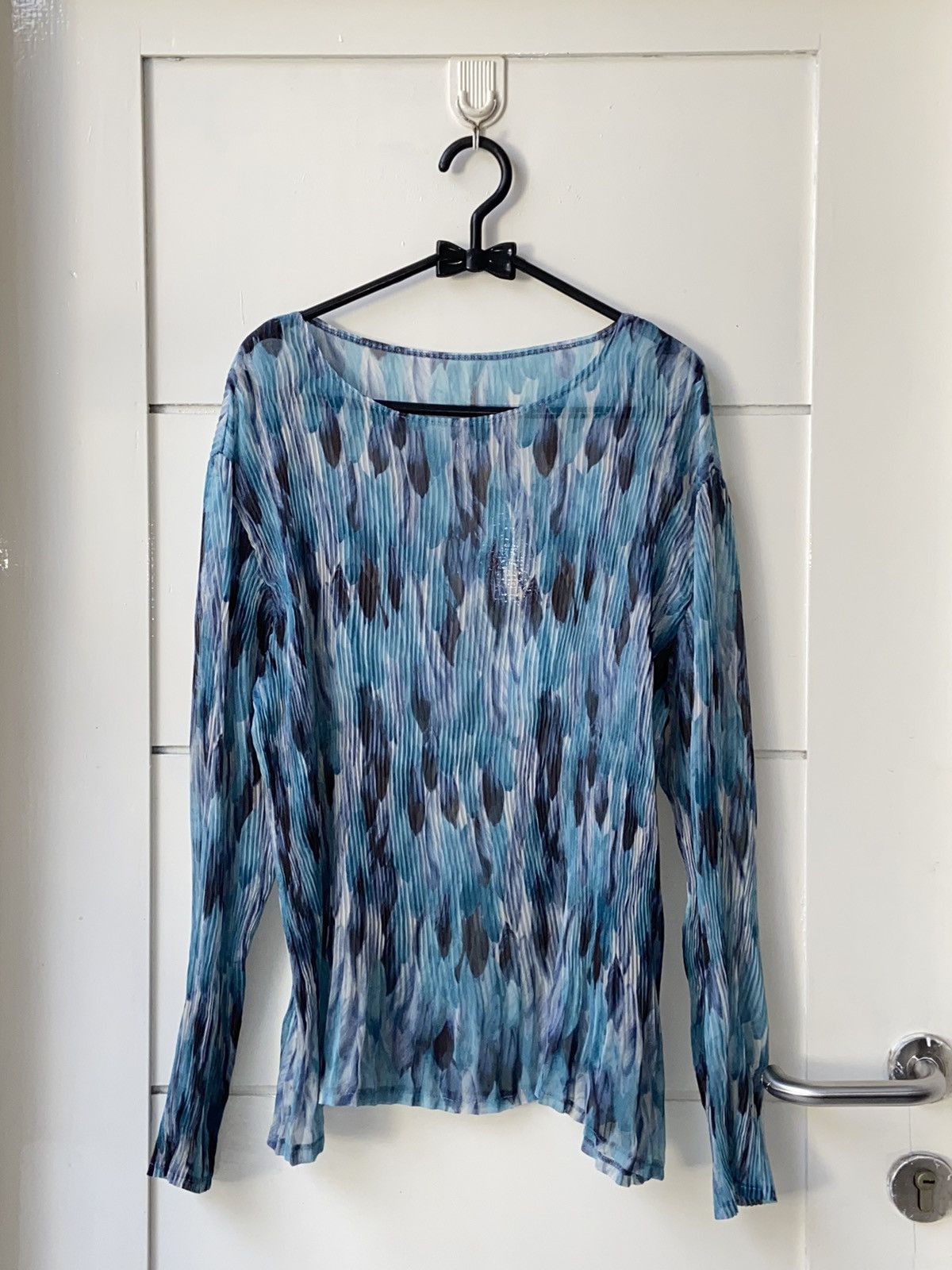 PLEATSME Blue Pleats Long Sleeve T-shirt