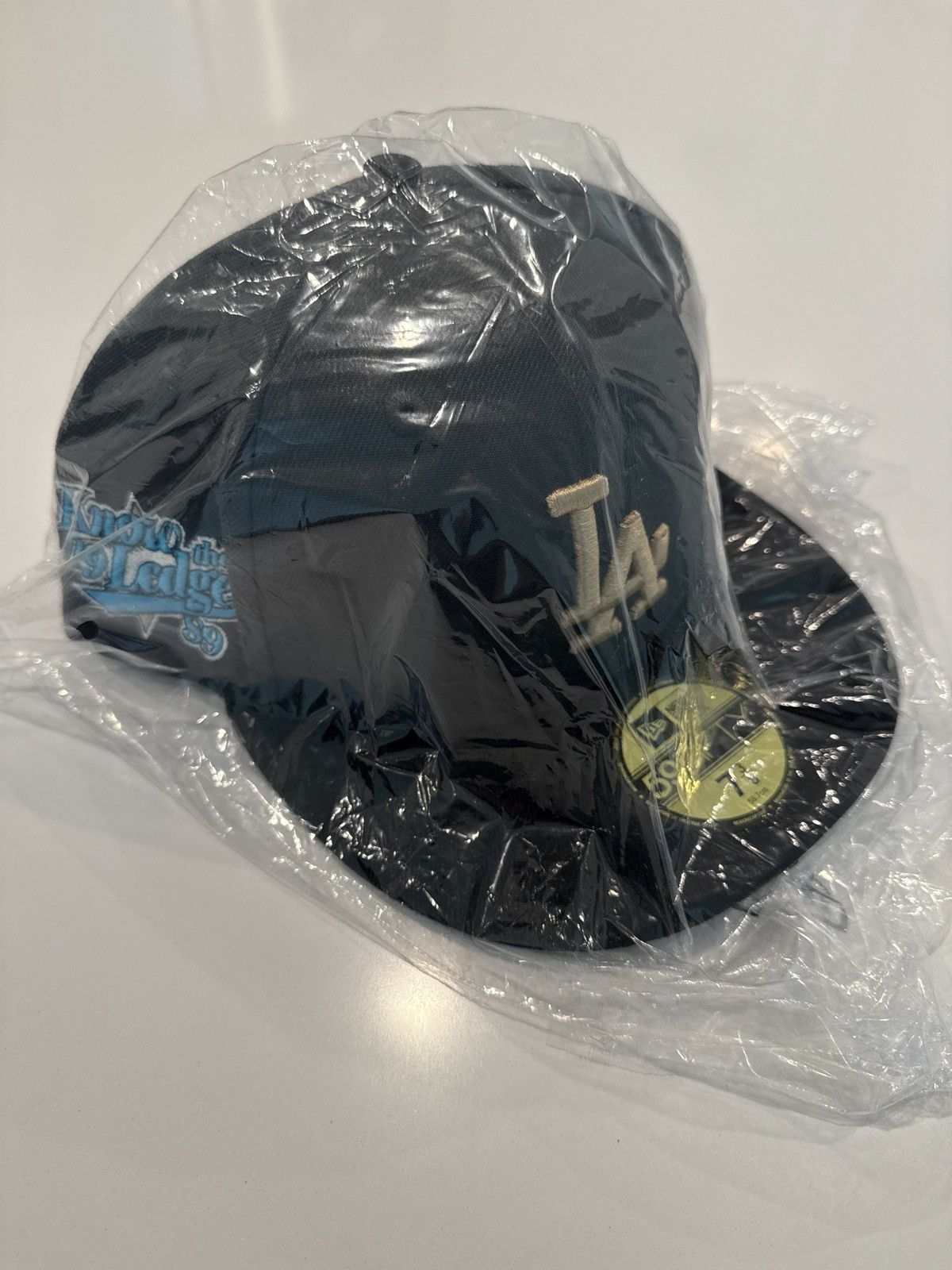 MLB × New Era × Union LA Two tone union Los Angeles Dodgers fitted green bottom 7 3/8 Size ONE SIZE - 1 Thumbnail