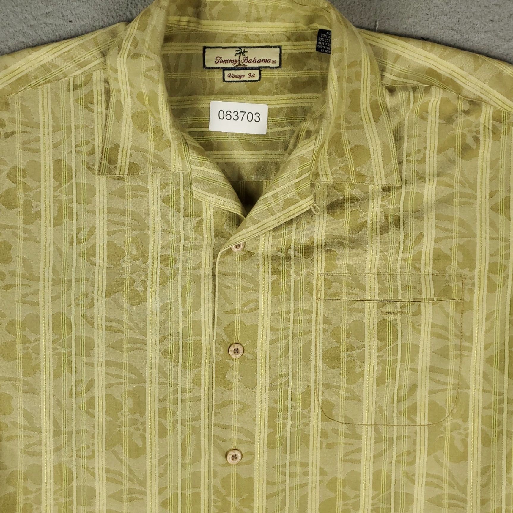 Tommy Bahama VINTAGE Tommy Bahama Shirt Mens XL Beige/Gold Silk Hawaiian Button Up Short Sleeve Size US XL / EU 56 / 4 - 2 Thumbnail