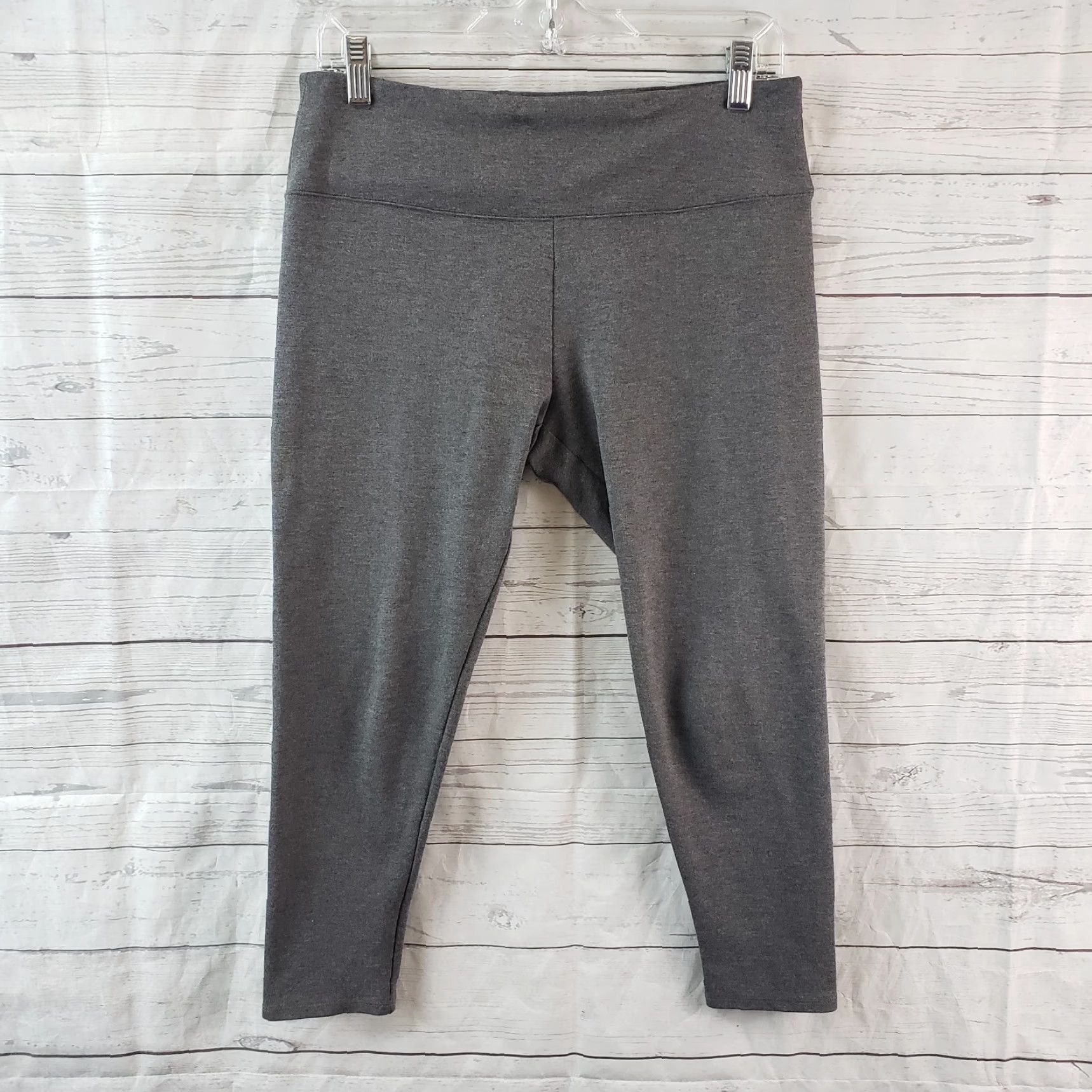 Soft Surroundings Soft Surroundings Womens Cropped Leggings Sz PM Petite Gray Mid Rise Crop Pants Womens_Petite Gray Size 32" / US 10 / IT 46 - 2 Thumbnail
