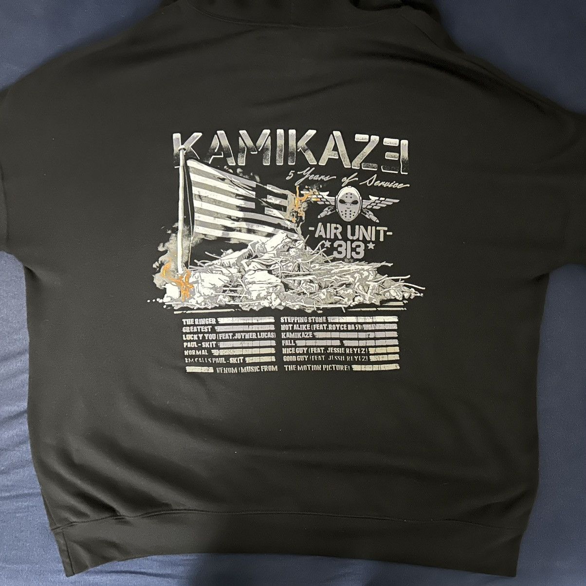 Eminem Kamikaze Flag Hoodie Size US XL / EU 56 / 4 - 4 Thumbnail