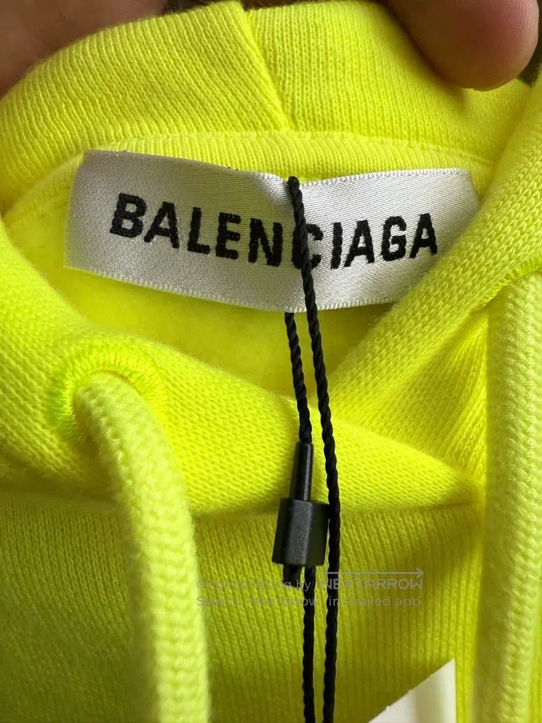 Balenciaga Balenciaga Coke Letter Logo Hooded Sweatshirt Fluorescent Size US XS / EU 42 / 0 - 7 Thumbnail