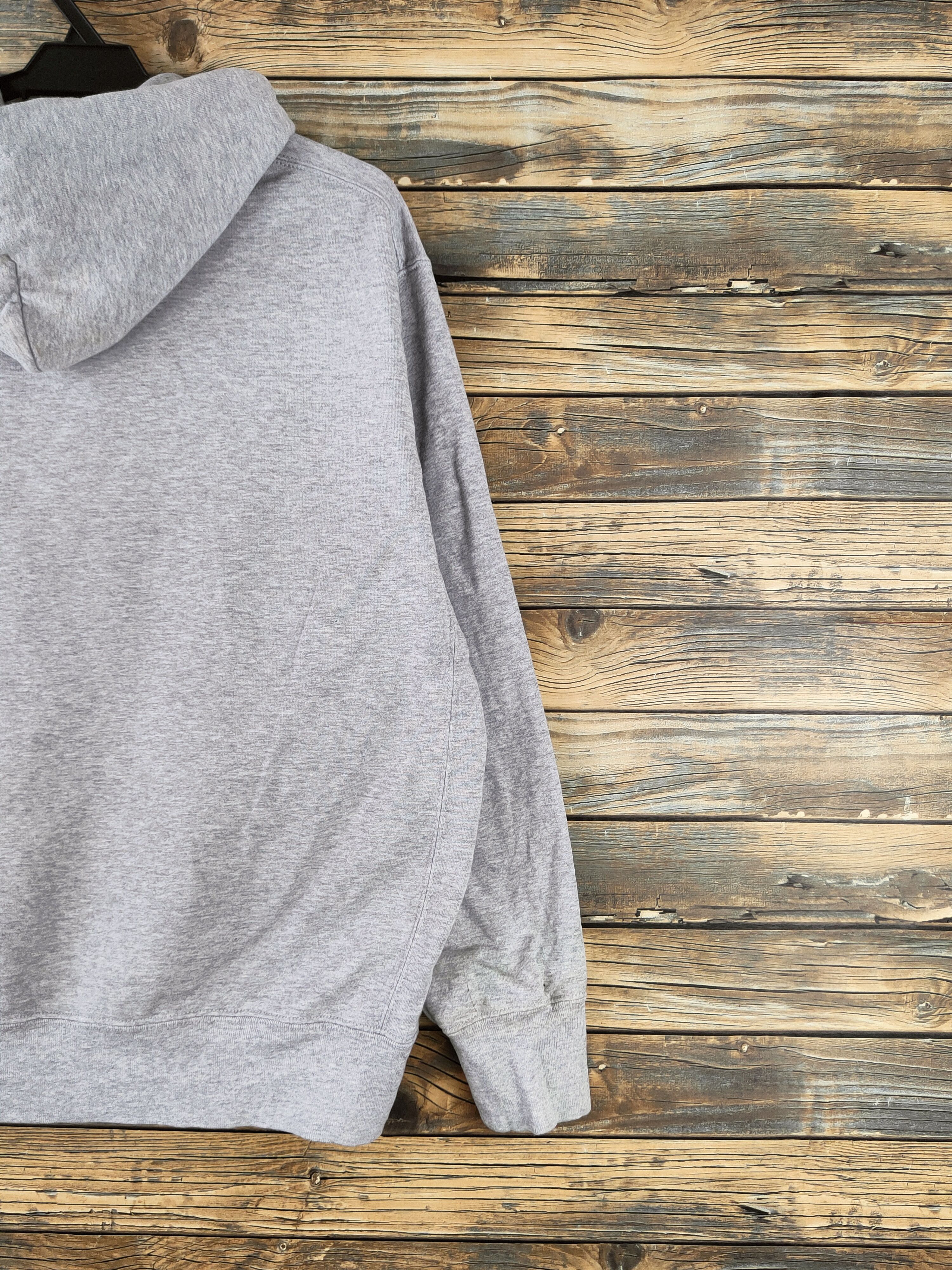 Uniqlo Distressed and Faded stuff by Uniqlo Gray Hoodie Sweatshirt Size US L / EU 52-54 / 3 - 10 Thumbnail