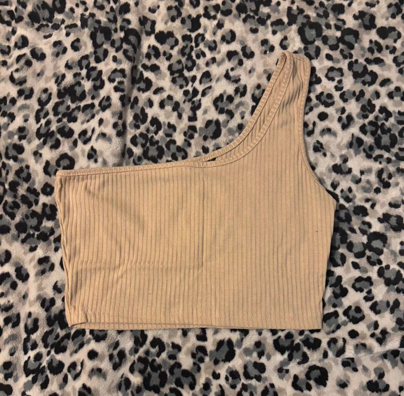 Shein tan one shoulder crop top Size S / US 4 / IT 40 - 1 Preview