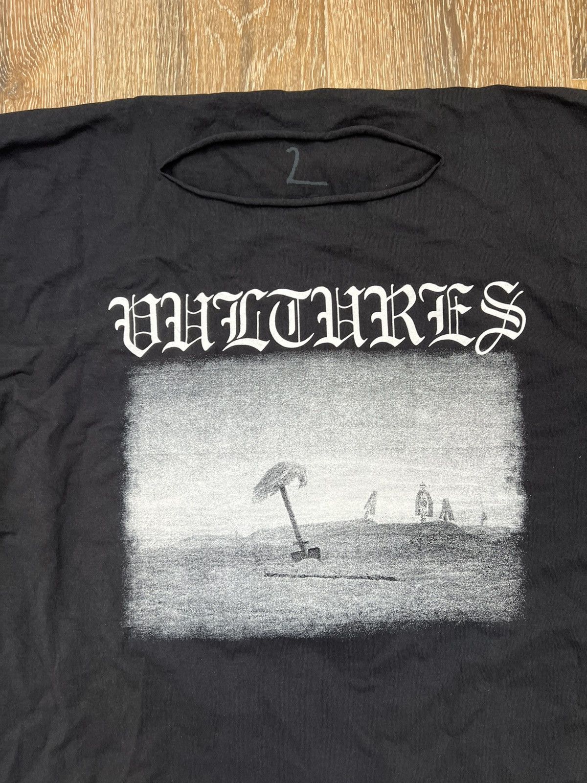 Kanye West Vultures volume 1 longsleeve Size US M / EU 48-50 / 2 - 2 Thumbnail