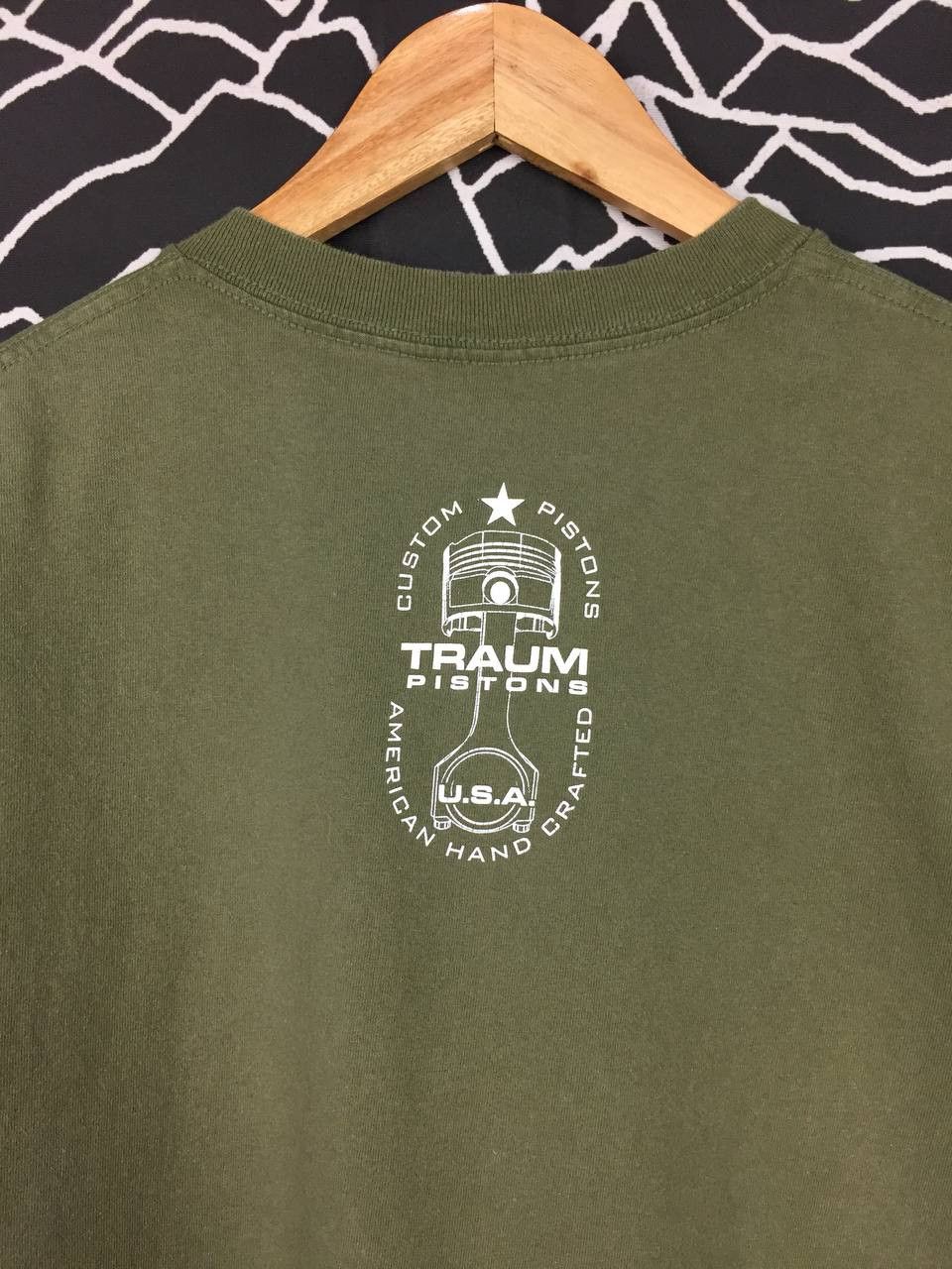 Vintage Traum Pistons American Hand Crafted Promo Tee Size US M / EU 48-50 / 2 - 5 Thumbnail