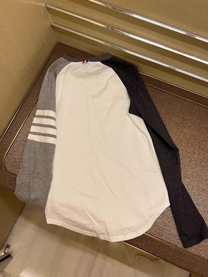 Thom Browne Thom Browne White vest with light gray top Size US XS / EU 42 / 0 - 4 Thumbnail