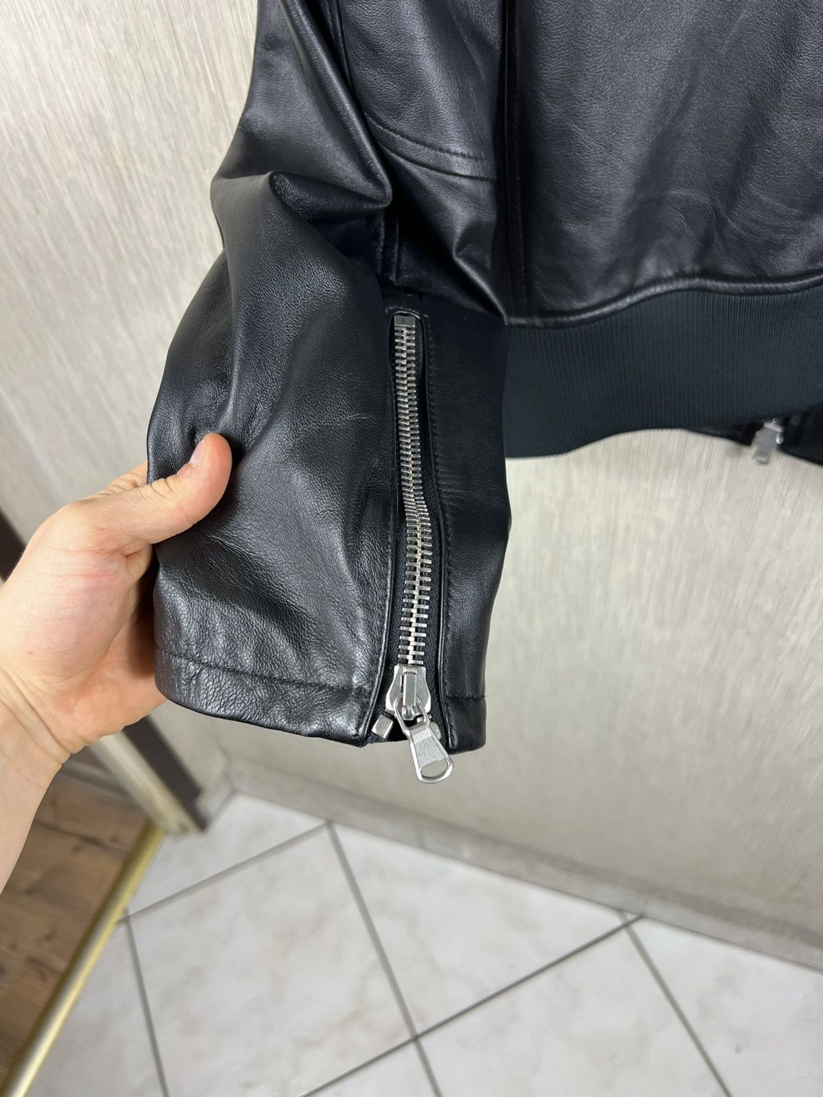 Diesel Black Gold Diesel Black Gold lambskin leather 5 zip jacket luxury Size US L / EU 52-54 / 3 - 17 Thumbnail