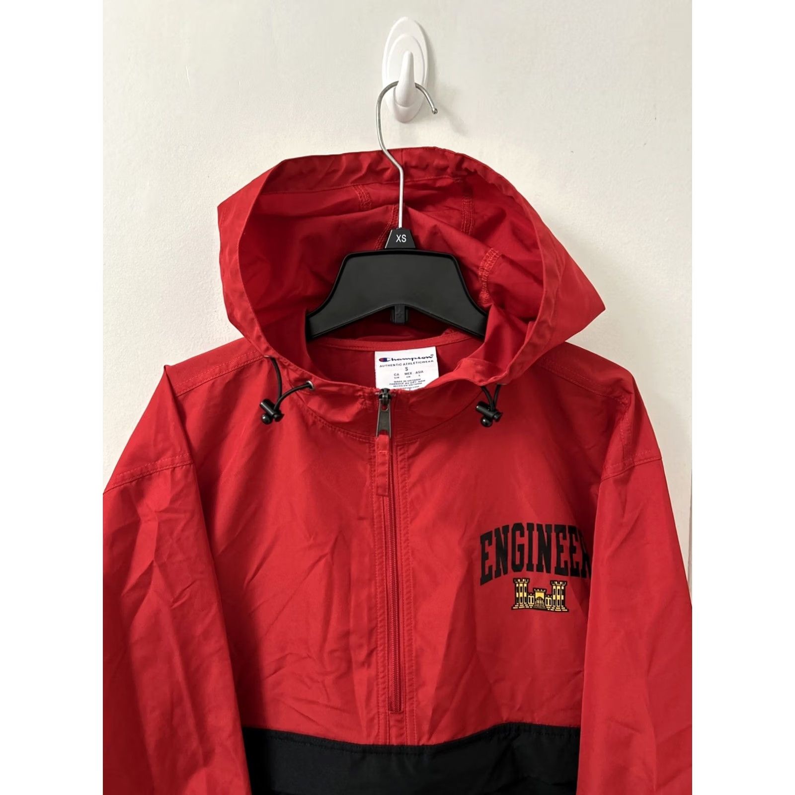 Champion Champion Jacket Windbreaker Mens Small Red Black 1/2 Zip Pockets Water Resistant Zip Pocket Regular Fit Casual Size US S / EU 44-46 / 1 - 2 Thumbnail