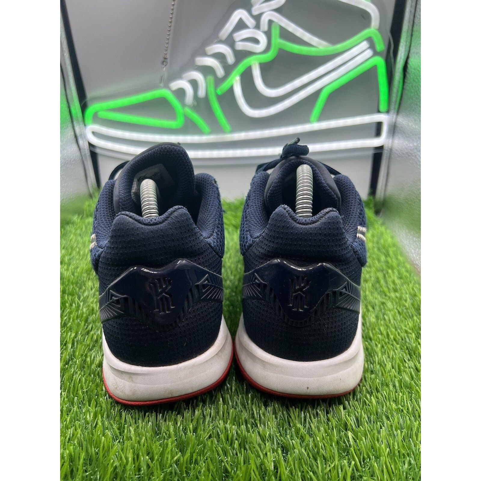 Nike Nike Kyrie Flytrap 2 AQ3412-401 Shoes Size 7Y Size US 7 / EU 40 - 4 Thumbnail