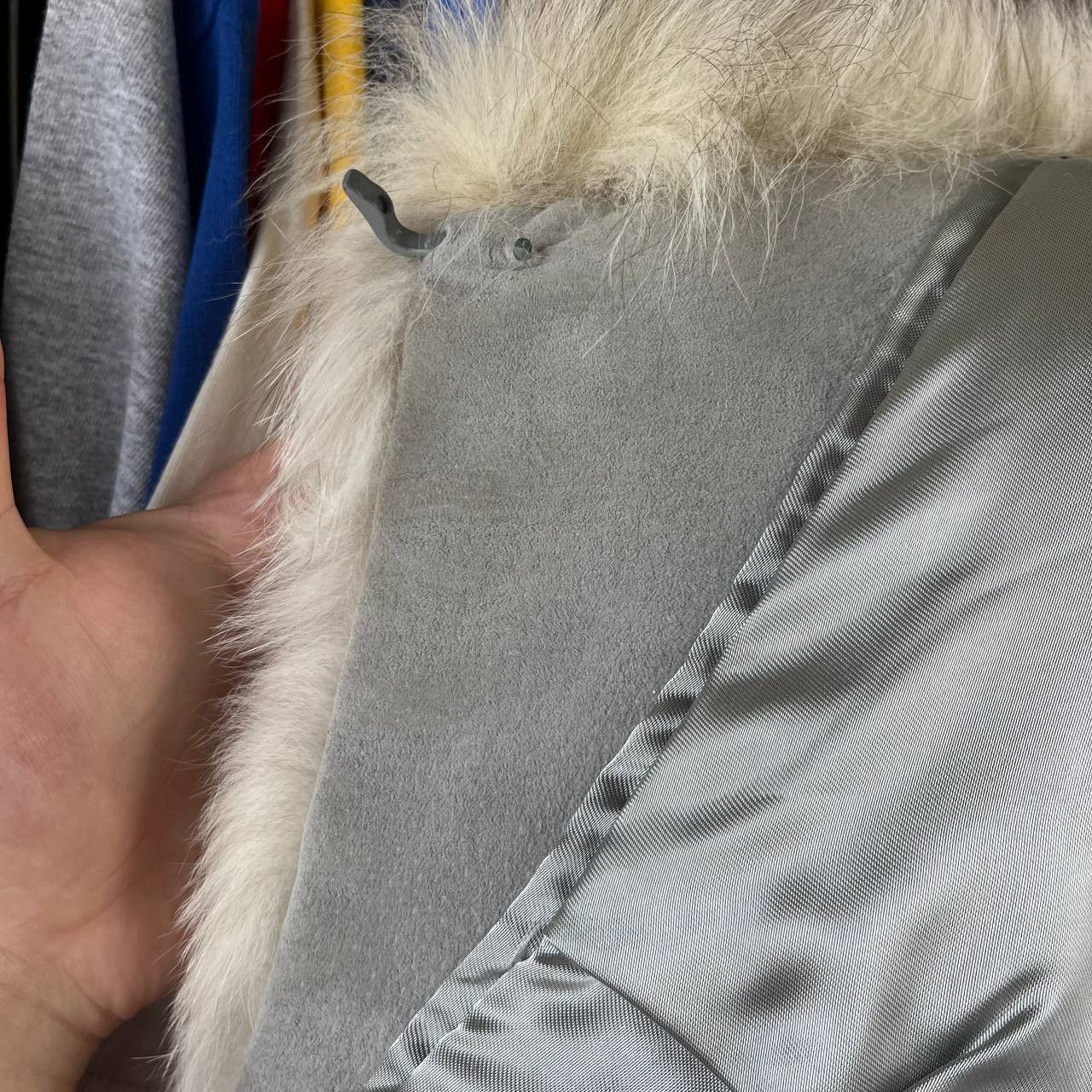 Vintage Vintage Luxury Saga Fox Silver Label Fur Coat Size 14 Size M / US 6-8 / IT 42-44 - 16 Thumbnail