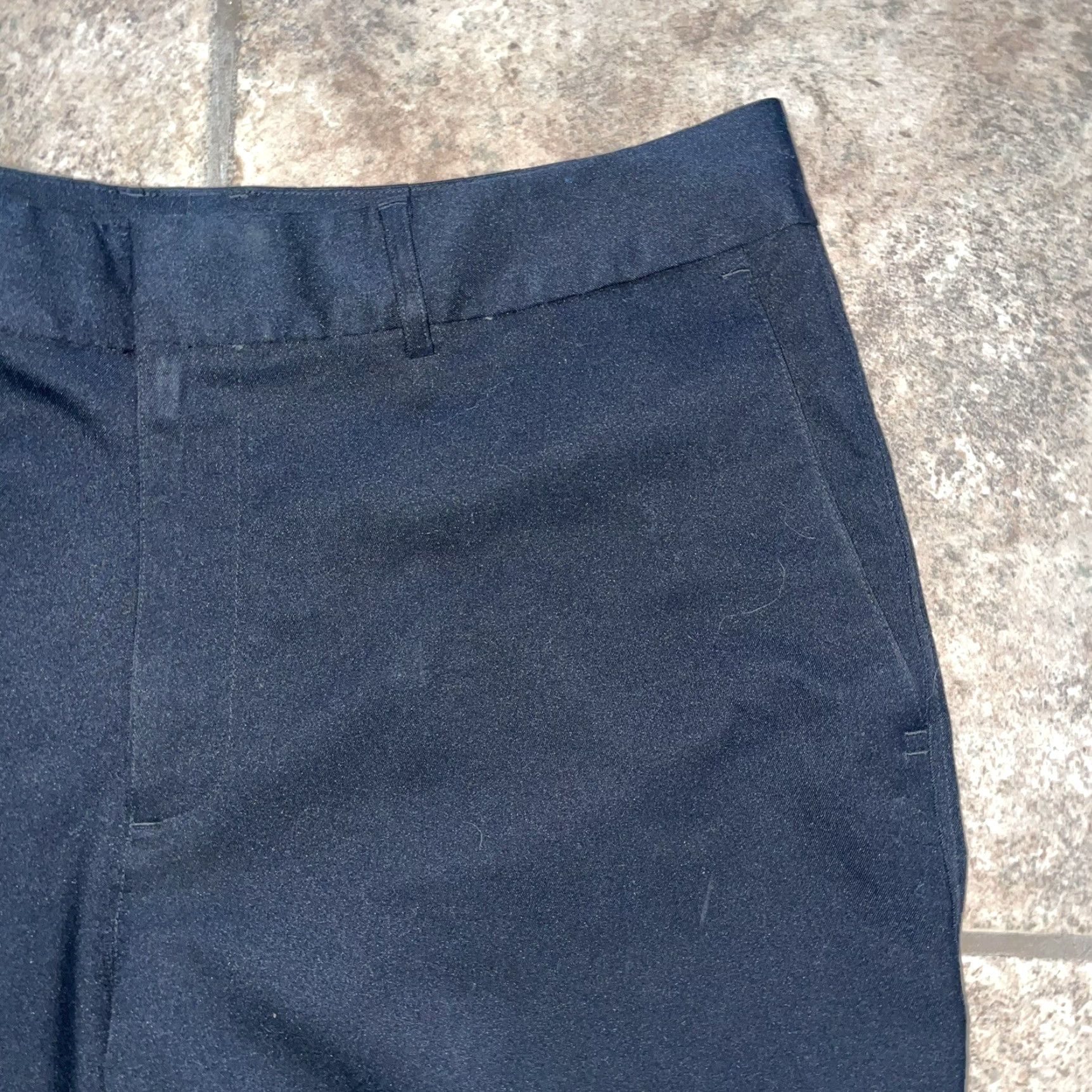 Under Armour Under Armour Pants Mens Chino Black 34 Regular 32 Inseam Size US 34 / EU 50 - 2 Thumbnail