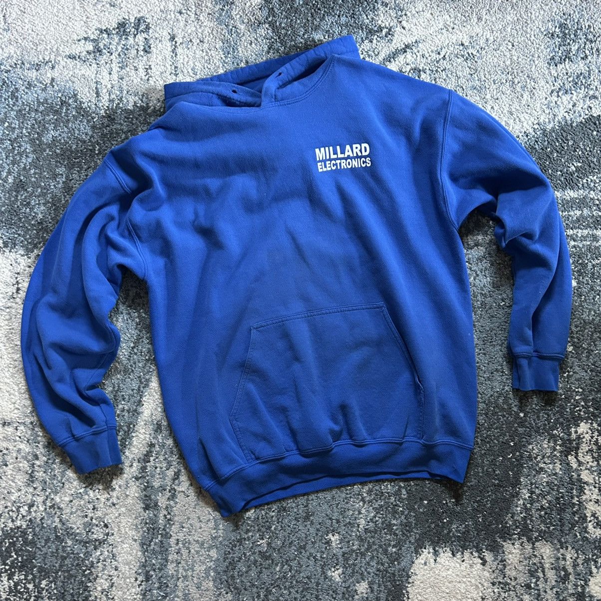 Gildan 90s Y2K ROYAL BLUE MiLLARD ELECTRONiCS REPAiR HOOD NEBRASKA Size US L / EU 52-54 / 3 - 13 Thumbnail