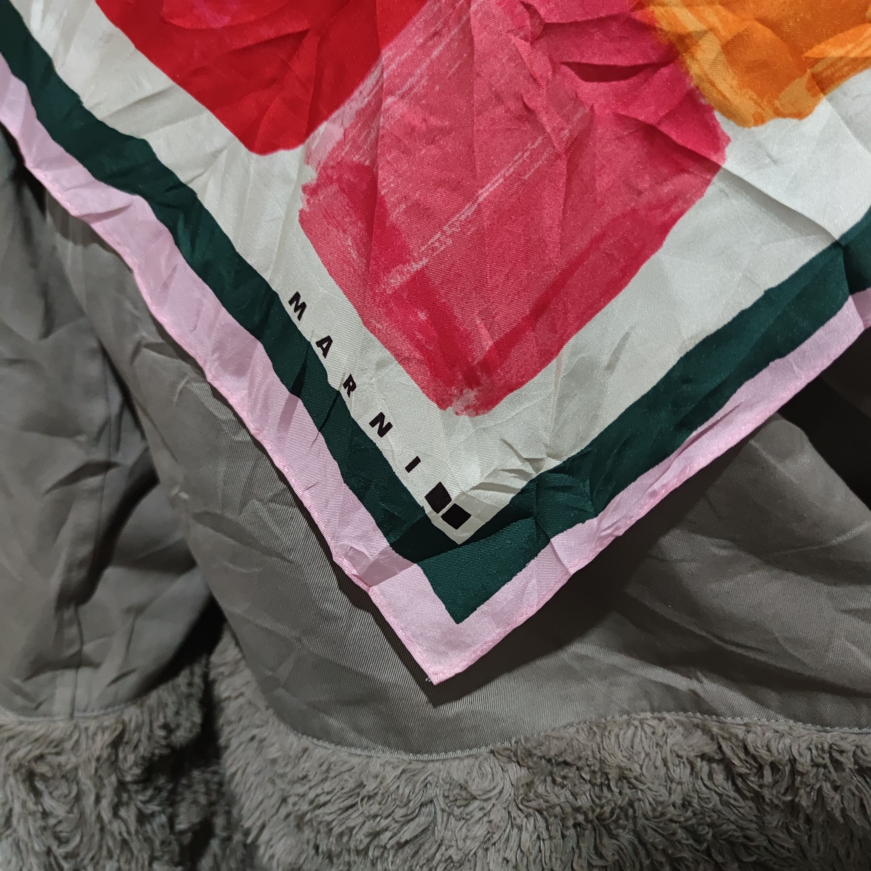 Marni × Uniqlo MARNI x UNIQLO SCARF Size ONE SIZE - 4 Thumbnail