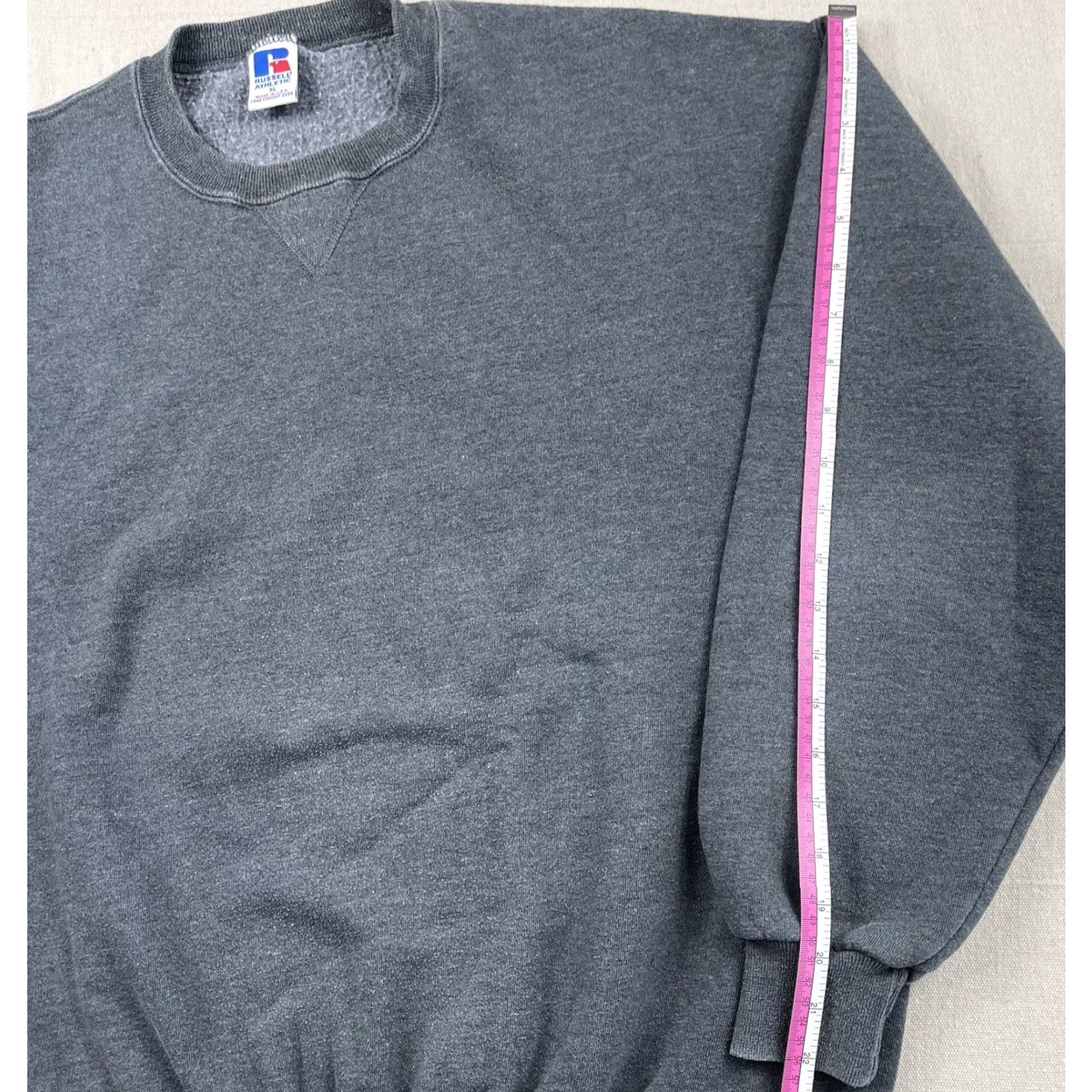 Russell Athletic VINTAGE Russell Athletic Sweatshirt XL Crewneck Mens USA Gray 90s Heavyweight Pullover Sports Crew Neck Shirt Size US XL / EU 56 / 4 - 5 Thumbnail